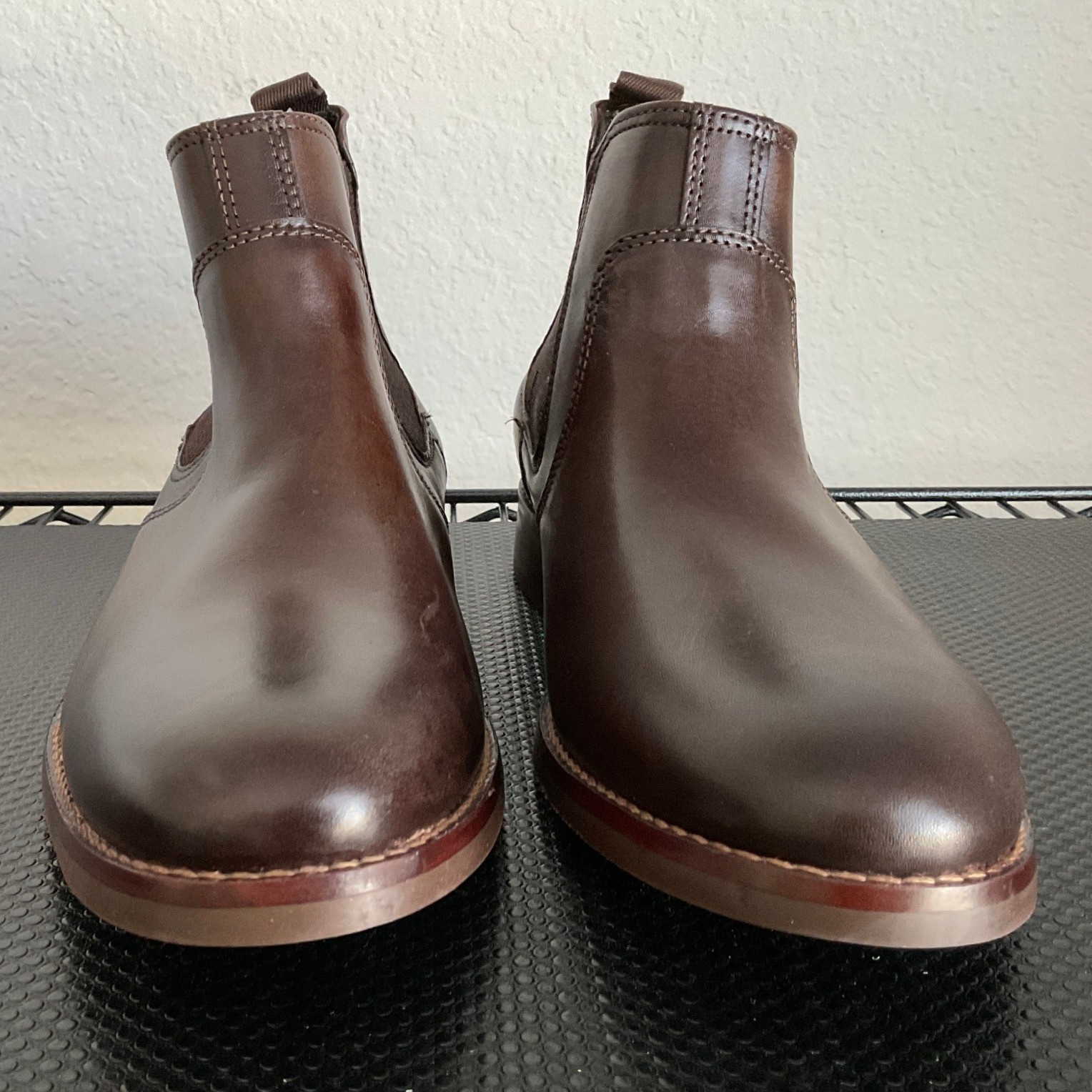 Johnston & Murphy Mens Brown Leather Chelsea Boots 9 M 59-2806 Made in Brazil