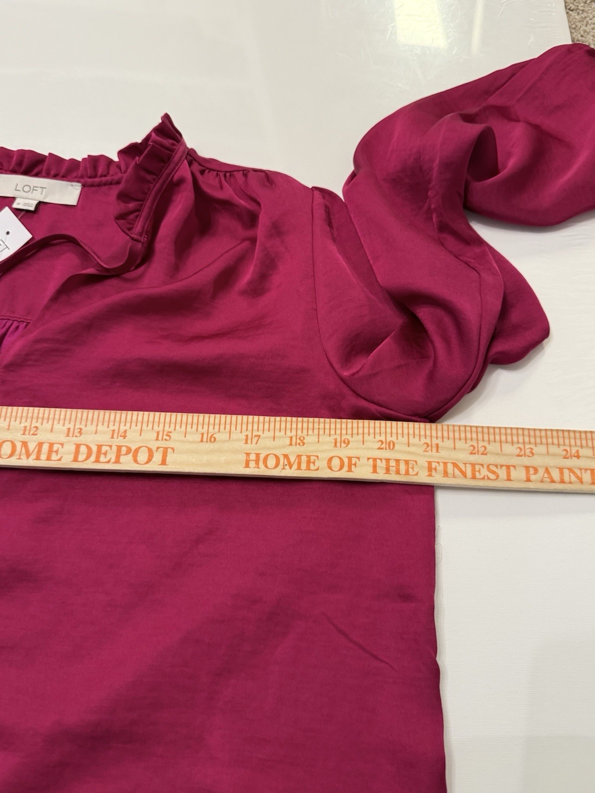 NWT Loft Blouse size M Raspberry Long Sleeve satiny office teacher 2023