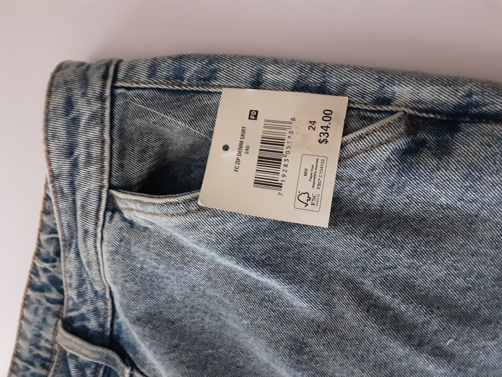 NEW Falls Creek Sz 24 Faded Blue Jean Skirt 4 Pockets 99% Cotton 1% Spandex Slit
