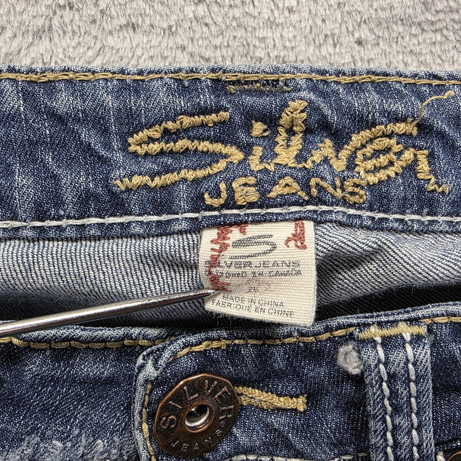 Silver Jeans Kelli Jeans Womens 28 Blue Relaxed Skinny Distressed Denim Stretch