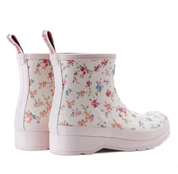 New NIB LoveShackFancy Hunter Play Sunrise Patchwork Pink Floral Short Rain Boot