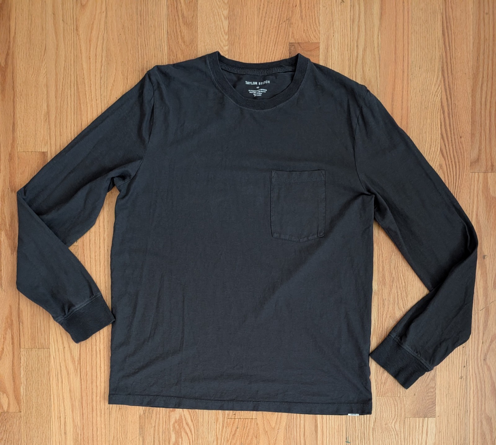 Taylor Stitch The Cotton Hemp Long Sleeve Tee in Charcoal Gray M 40