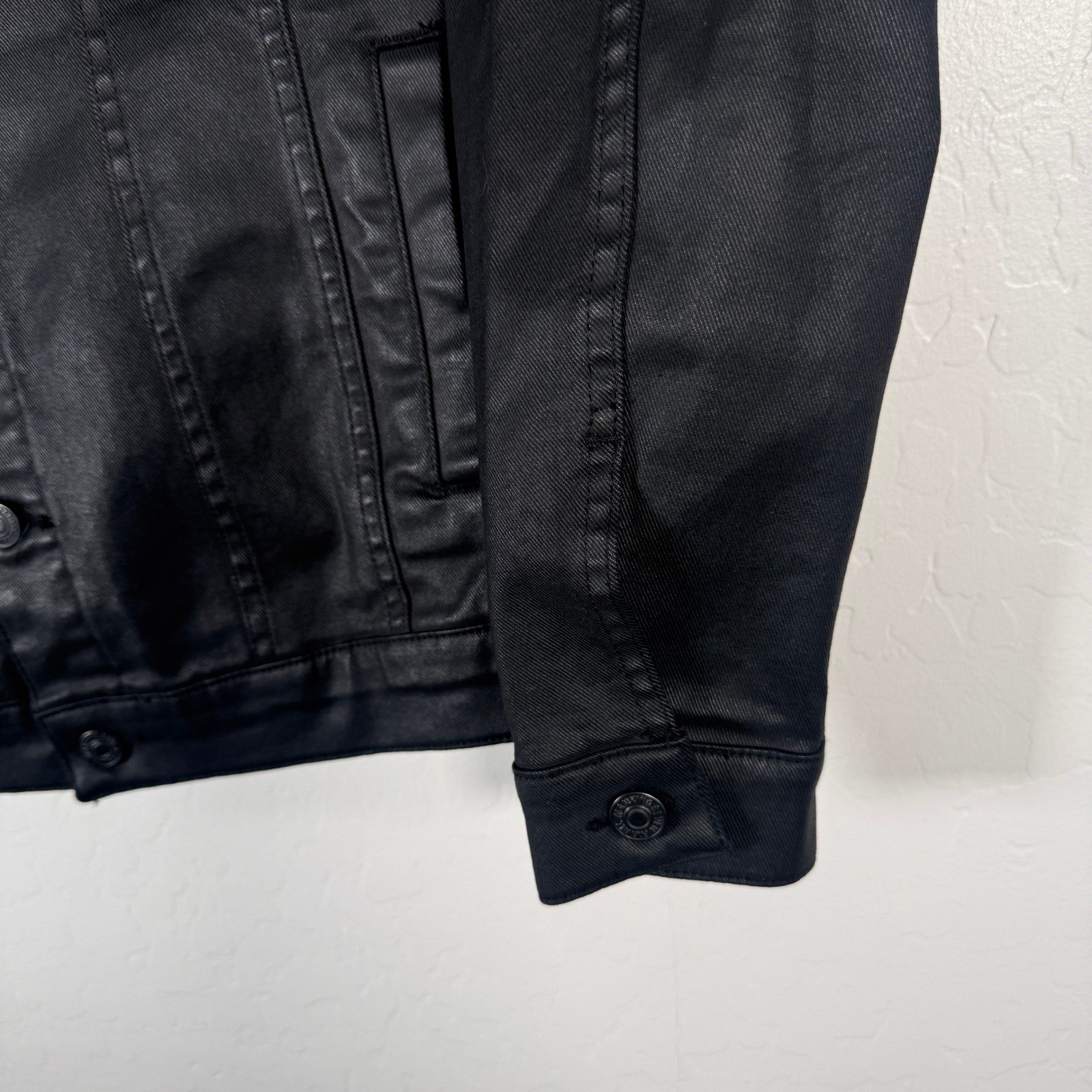 7 For All Mankind Coated Jacket Mens M Black Denim Trucker Button Up Flap Pocket