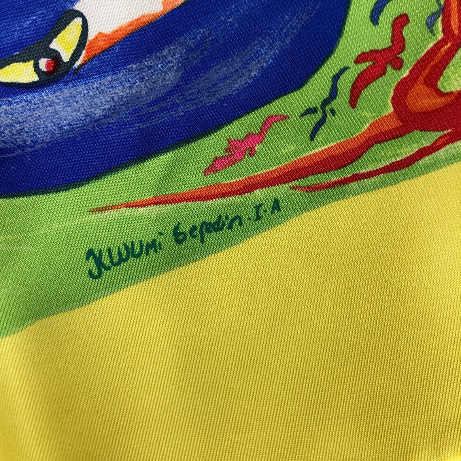 Hermes Paris Smiles In Third Millenary NEW 100% Silk Scarf France RARE 35×34 HRJ