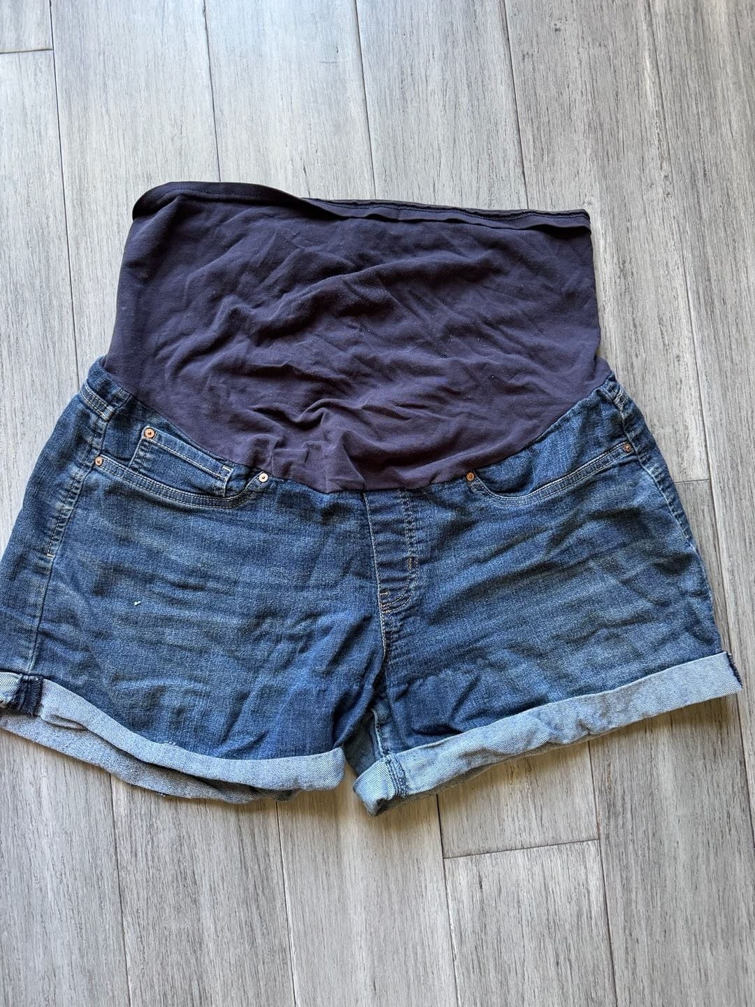 Signature by Levi Strauss & Co. Maternity Denim Cuffed Shorts