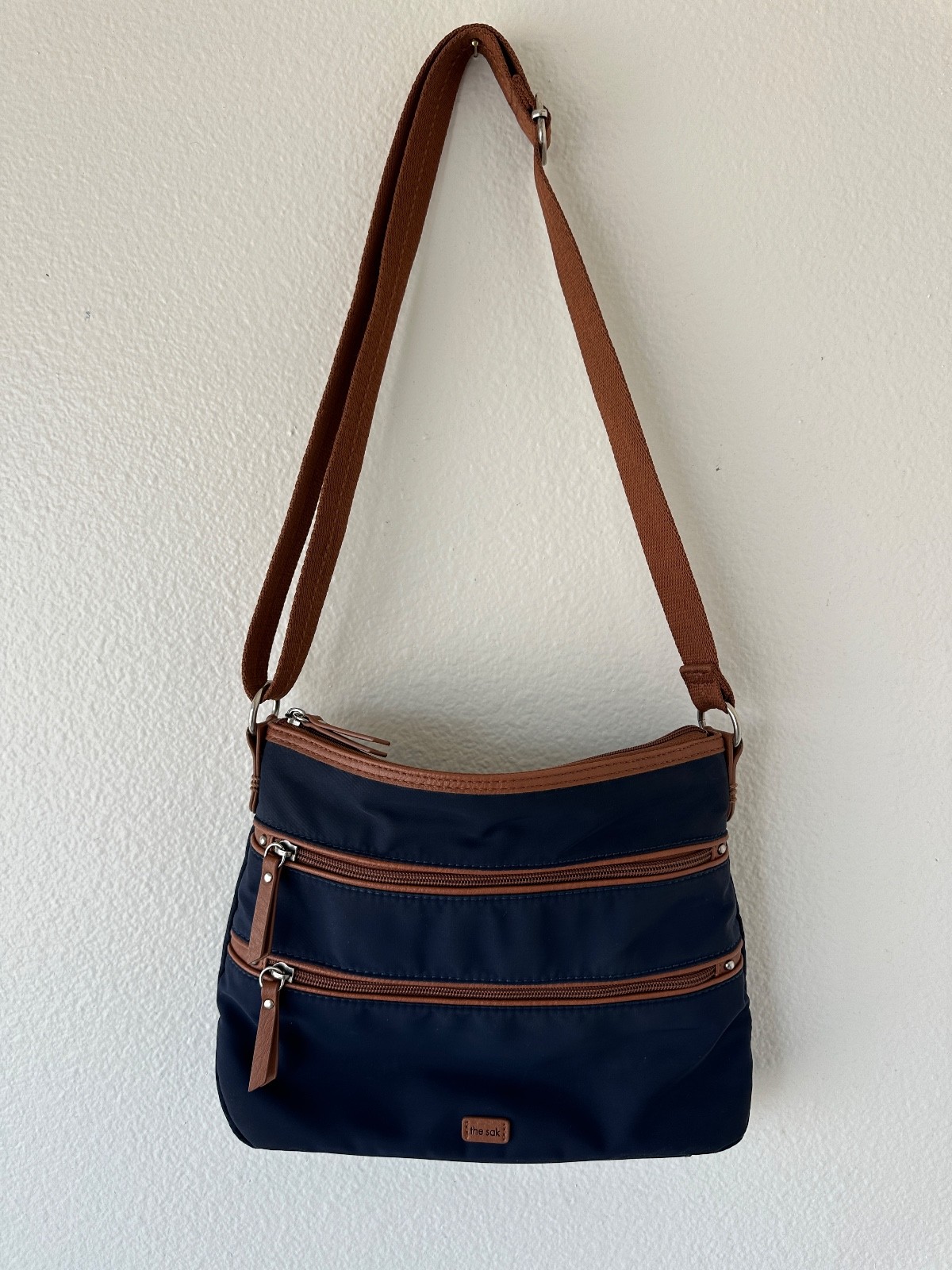 The Sak Esperato Nylon Crossbody Purse Bag Navy Blue Travel Organizer