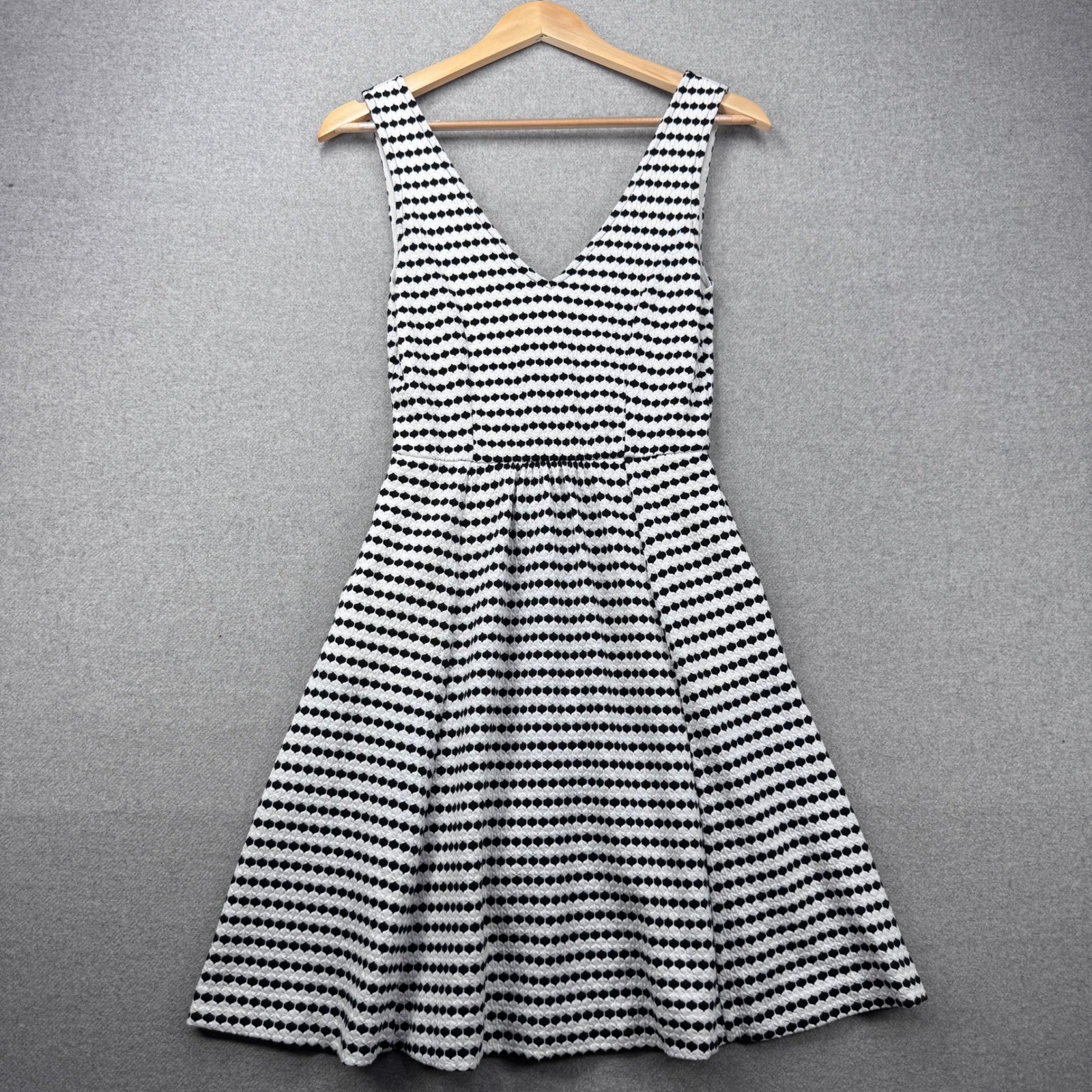 Maeve Anthropologie Fit and Flare Dress Womens 2 Black White Textured Cutout