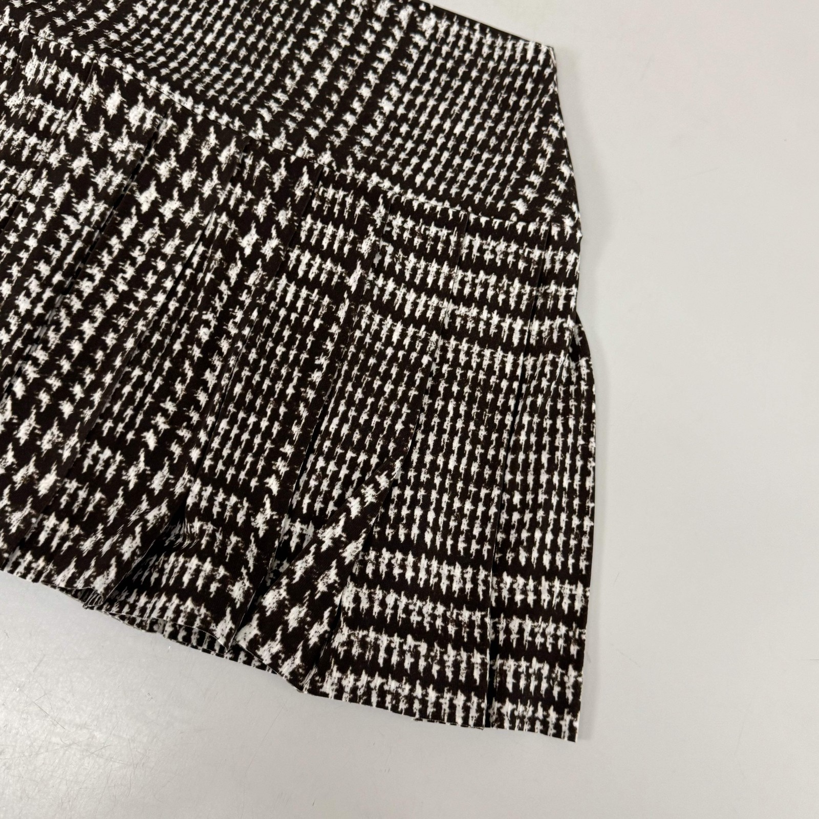 NORMA KAMALI Silky Jersey Pleated Micro Skirt Unlined Womens Sz XS/29 Chocolate
