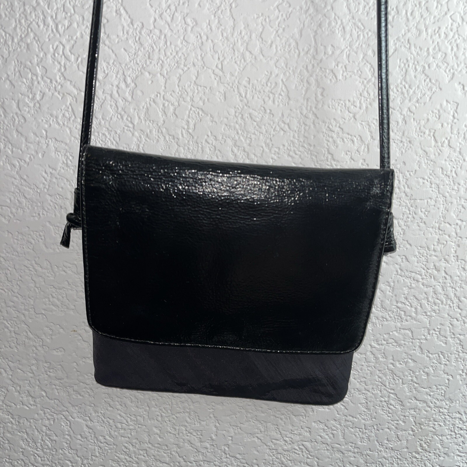 HOBO International Crossbody Bag Flap Top Leather/Nylon Black Credit Card Slots