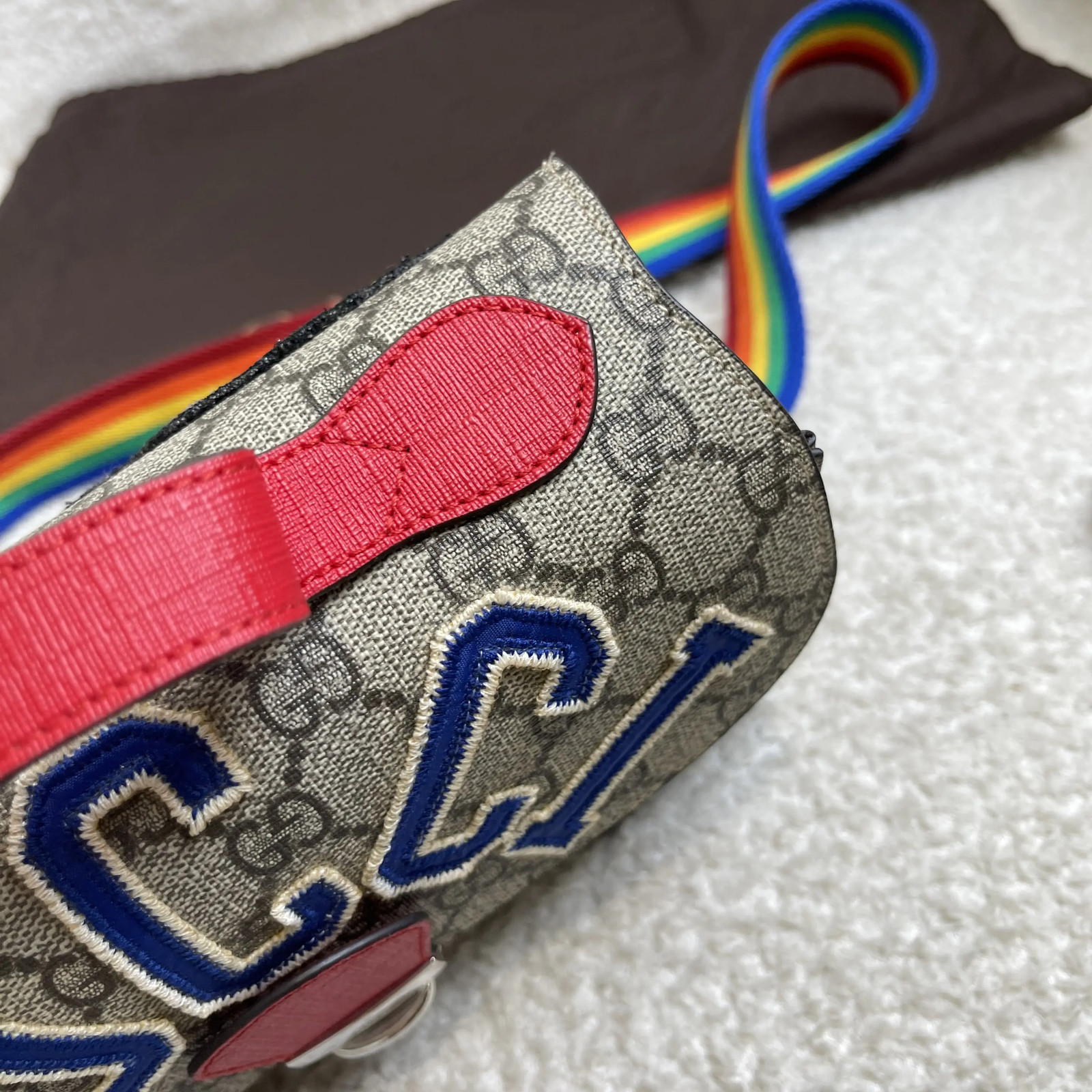 Gucci GG Embroidered Kids Messenger Bag