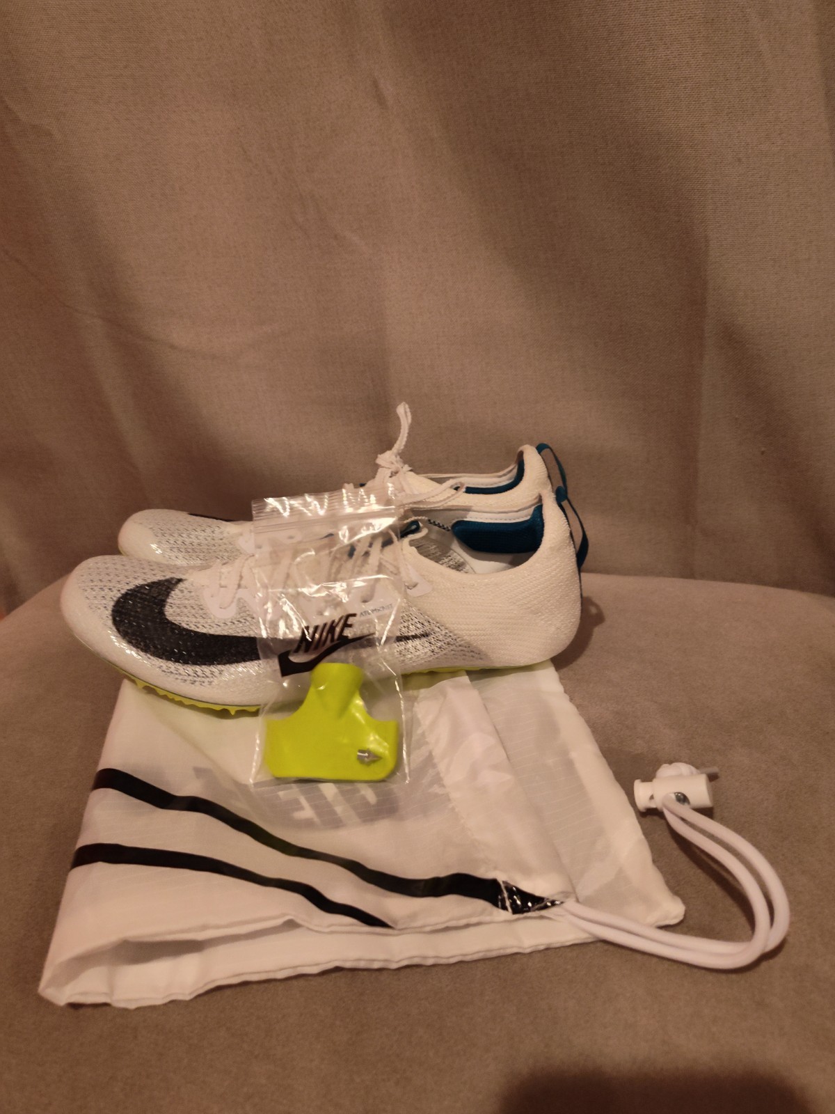 Size 10 Nike Men’s Zoom Superfly Elite 2 Racing Spikes FZ9662-100 NW/OB