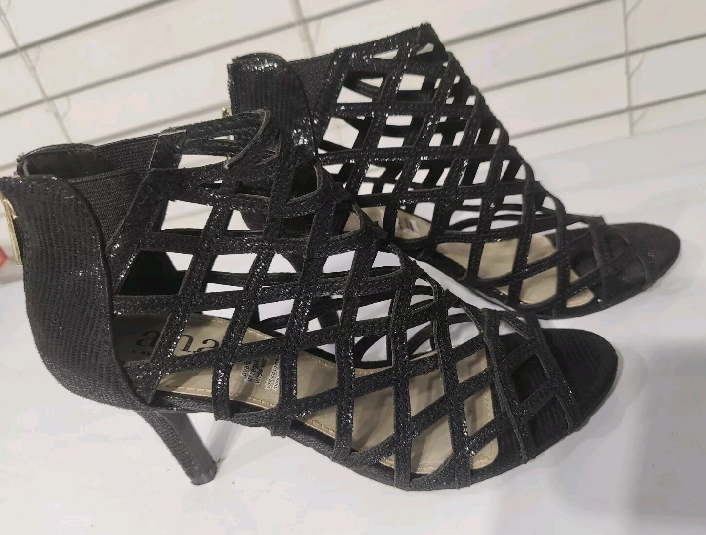 a. n. a A New Approach Women’s 7.5 Black Lattice Open Toe Heels Shoes Sparkle