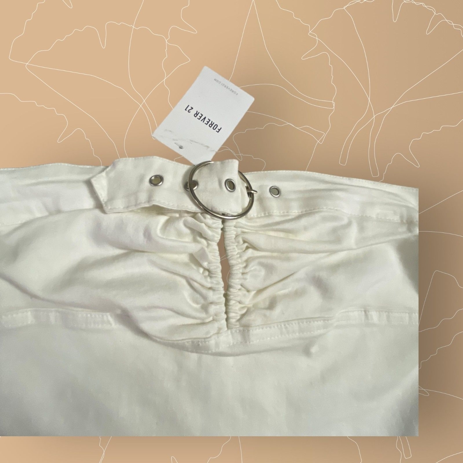 FOREVER 21 Women White Tube Top Key Hole Stretch Belt collar Medium NWT