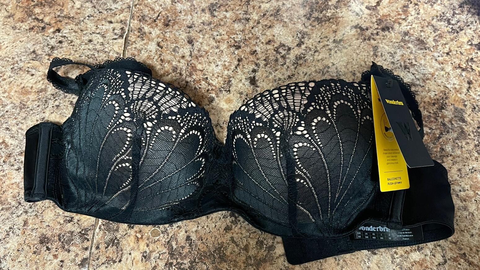 Wonderbra Womens Refined Glamour Balconette Bra Size 34B