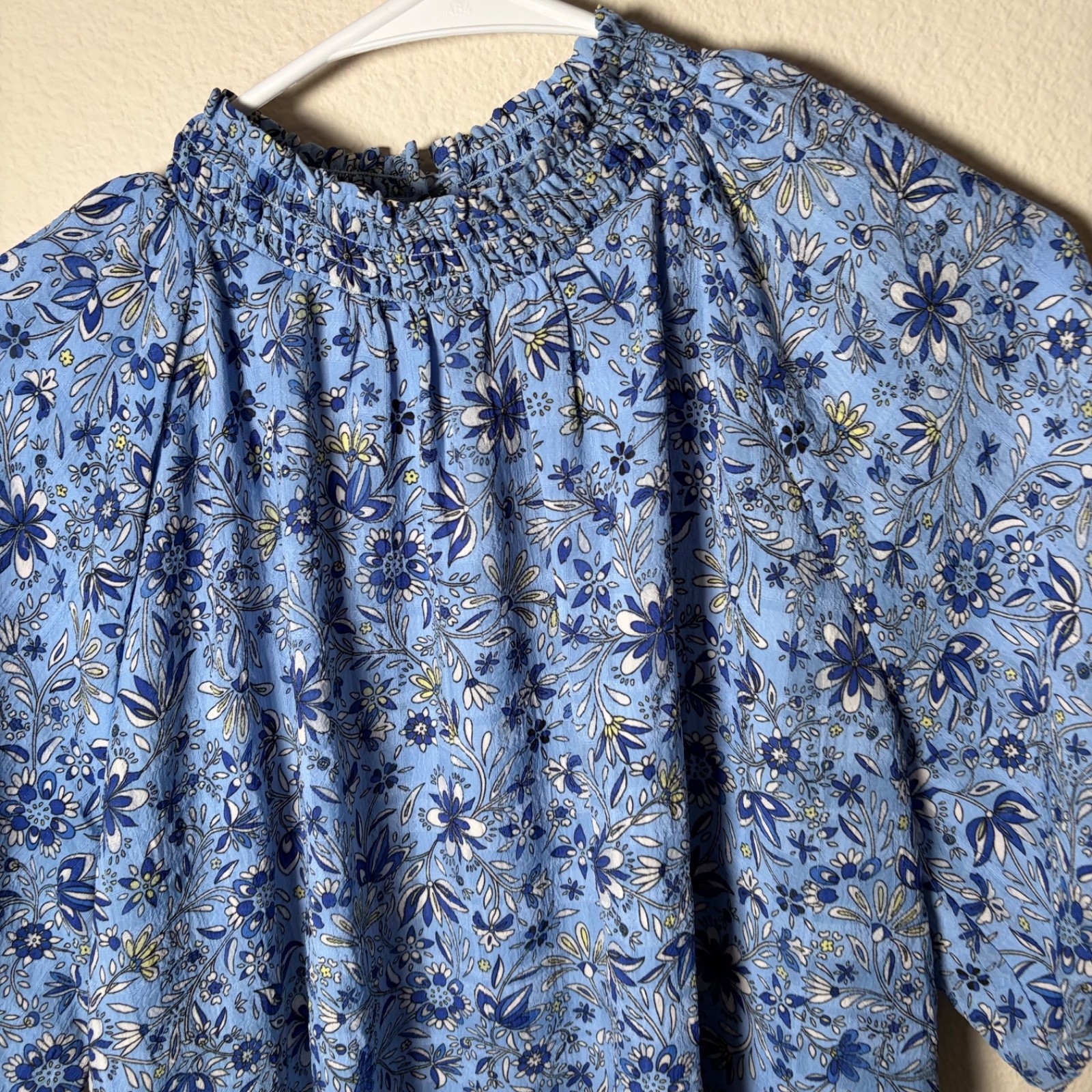 Loft Blouse Women’s Small Blue Floral Puff Sleeve Casual Lightweight Top