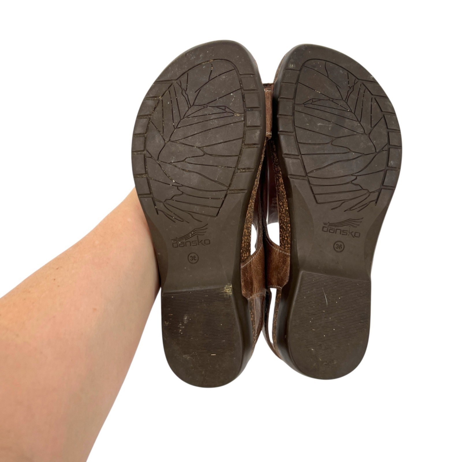 Dansko Reece Boho Gorpcore Eco-Chic Brown Leather Comfort Sandals Size 36 US 6
