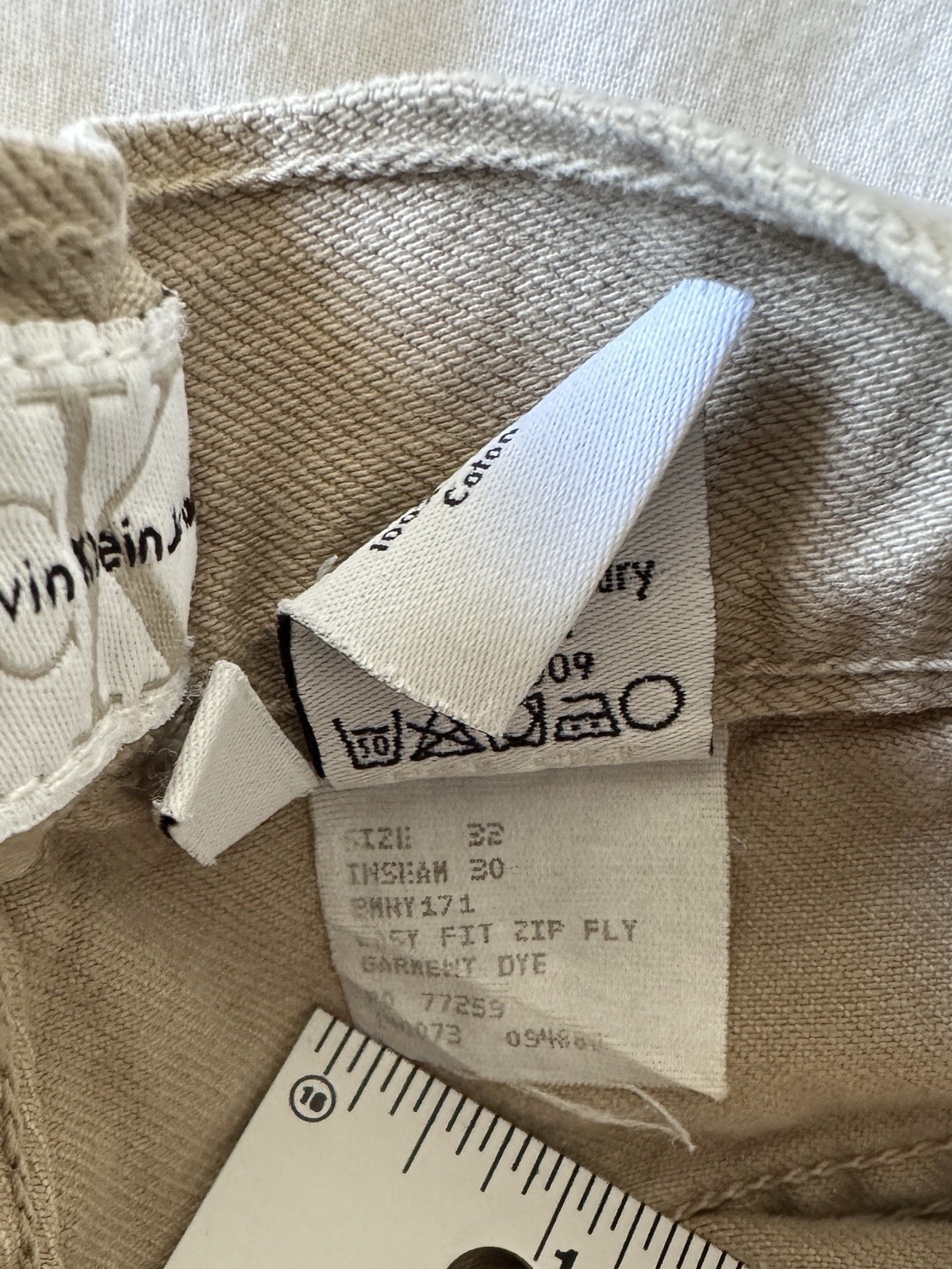 Vintage Calvin Klein Jeans Men’s 32 Tan Made in USA Easy Fit Y2K 90s Denim