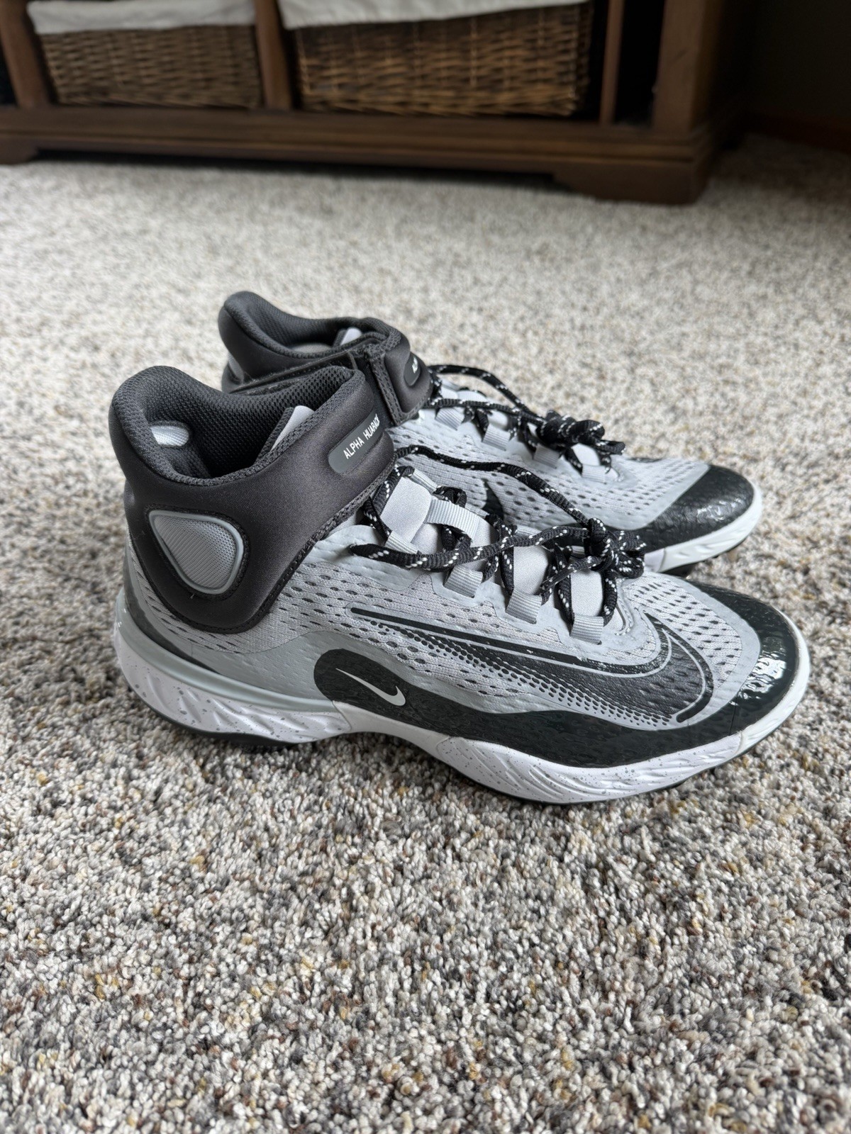 Nike Alpha Huarache Elite 4 Mid Metal Baseball Cleats Mens SZ 9 Gray DJ6520-002