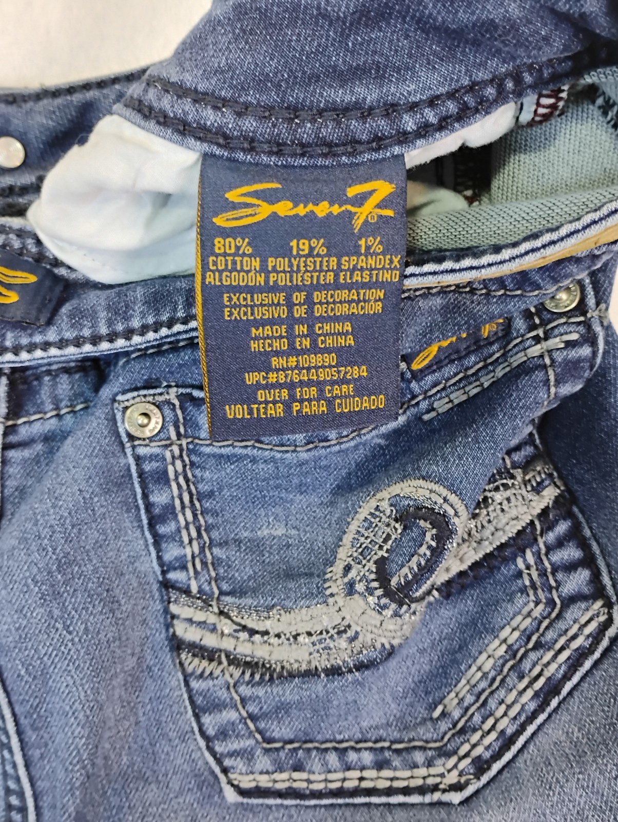 Seven7 Sunset Bermuda Shorts Size 10 Women Blue Stretch Distressed Raw Hem Denim