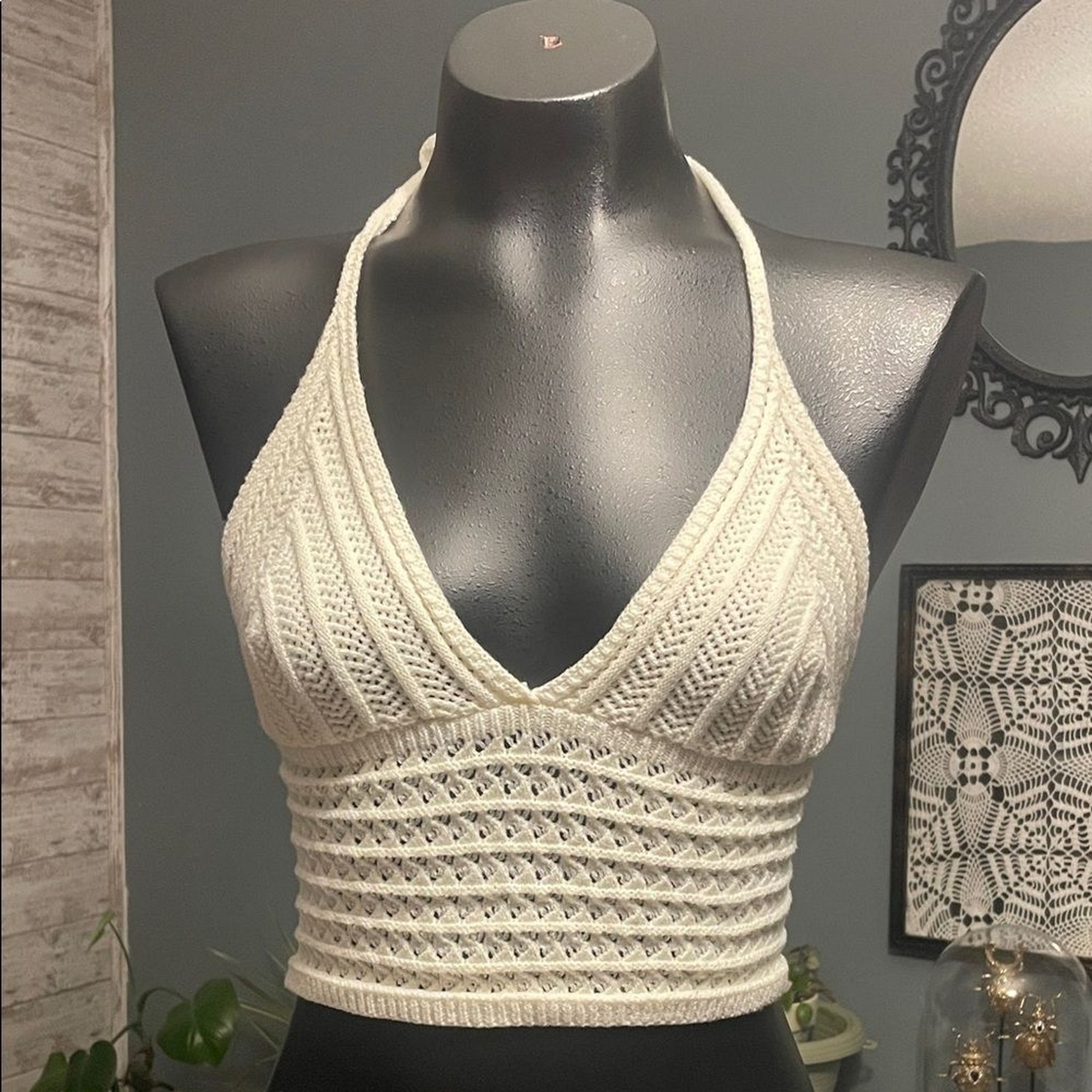 SHEIN Cream Knit Halter Crop Top