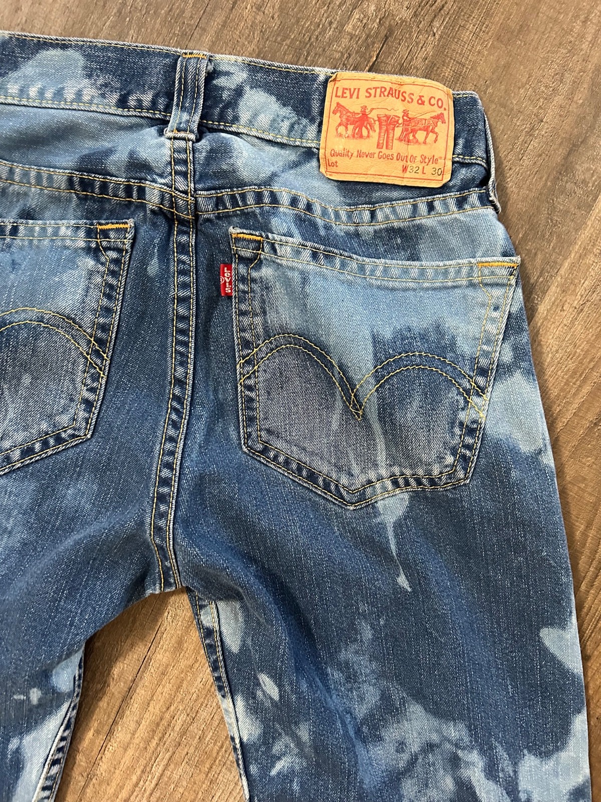 Levi’s Type 1 Real Loose EUC vintage blue bleach splatter low rise jeans 32 30