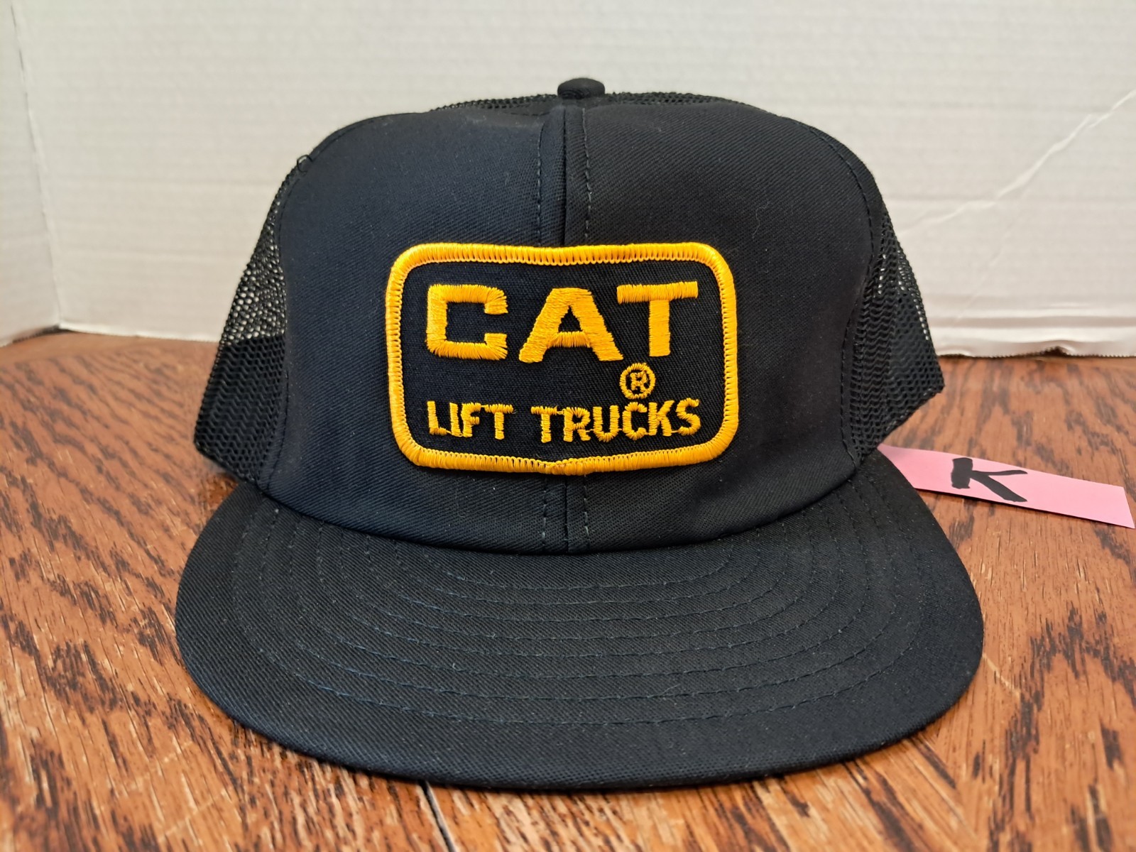 Vintage CAT Lift Trucks Men’s Snapback Trucker Mesh Patch Hat Louisville MFG Co