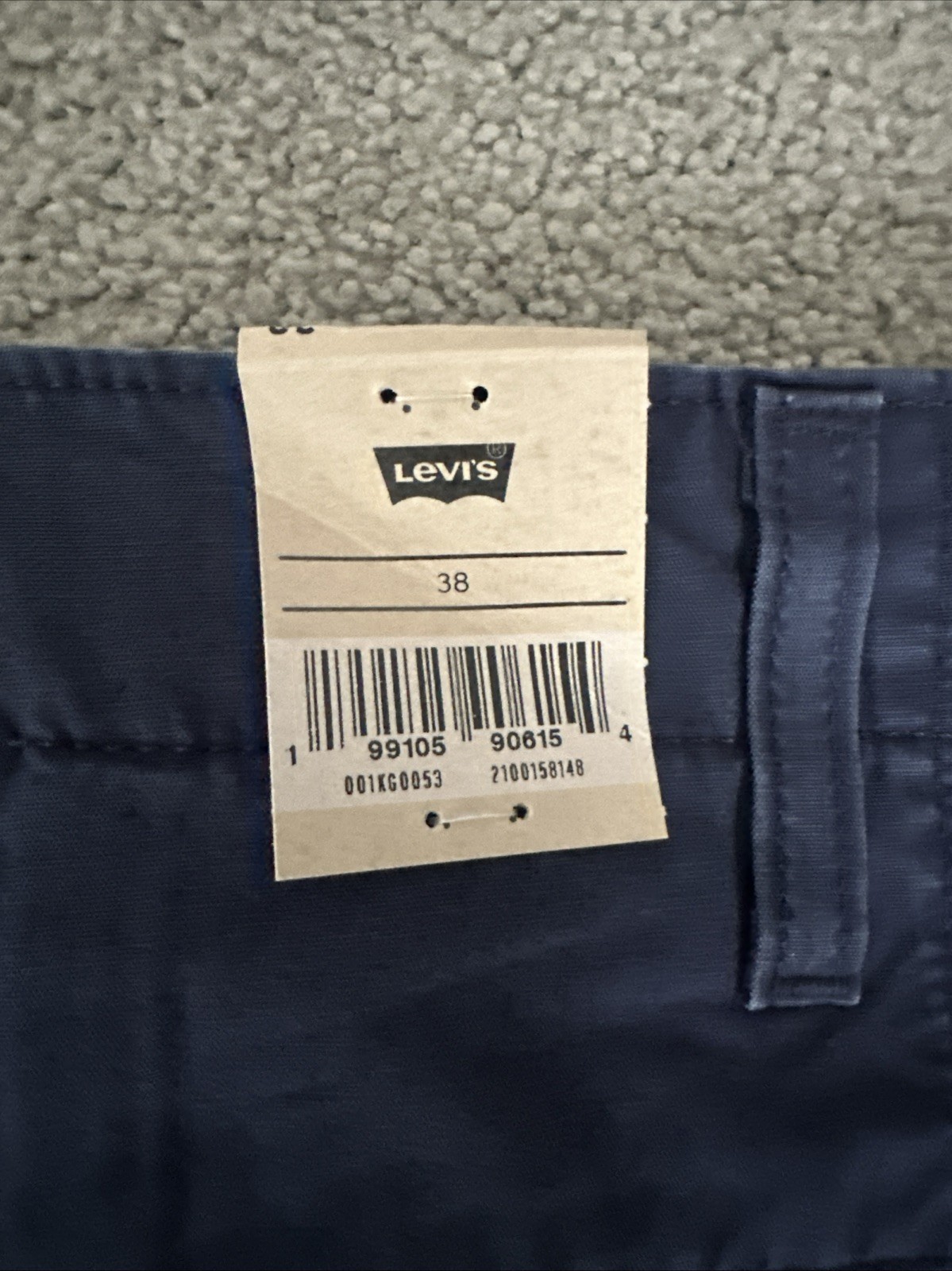 Levis Carrier Cargo Pockets Loose Fit Shorts Dark Blue Men’s Sz. 38 New W Tags