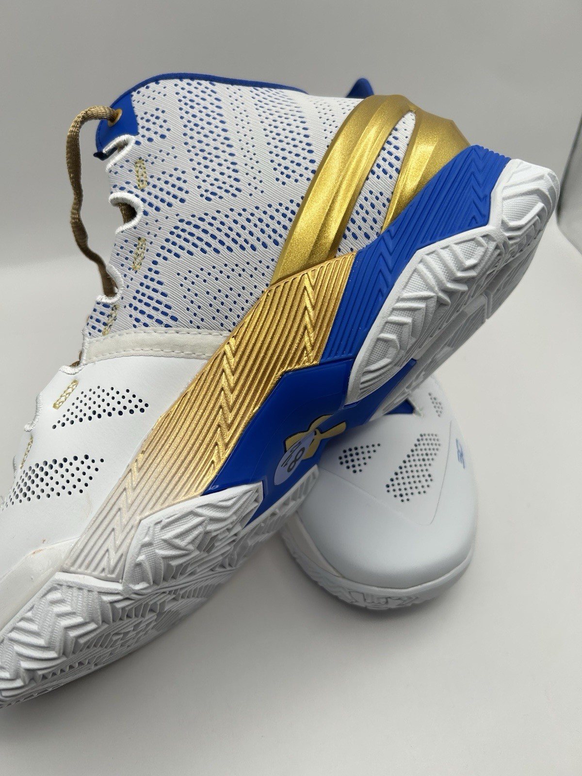 NEW Under Armour Curry 2 Basketball Shoes Size 8.5 Gold Rings 3027937 Warriors