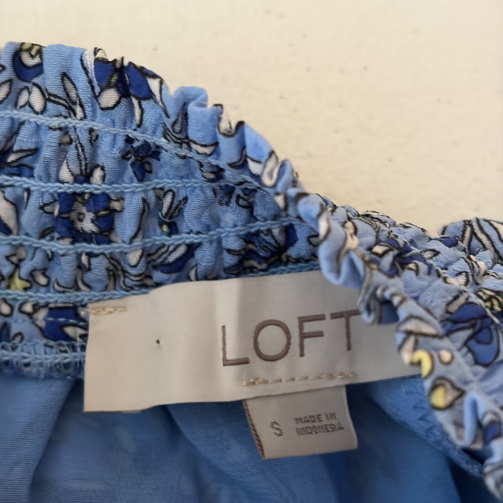 Loft Blouse Women’s Small Blue Floral Puff Sleeve Casual Lightweight Top