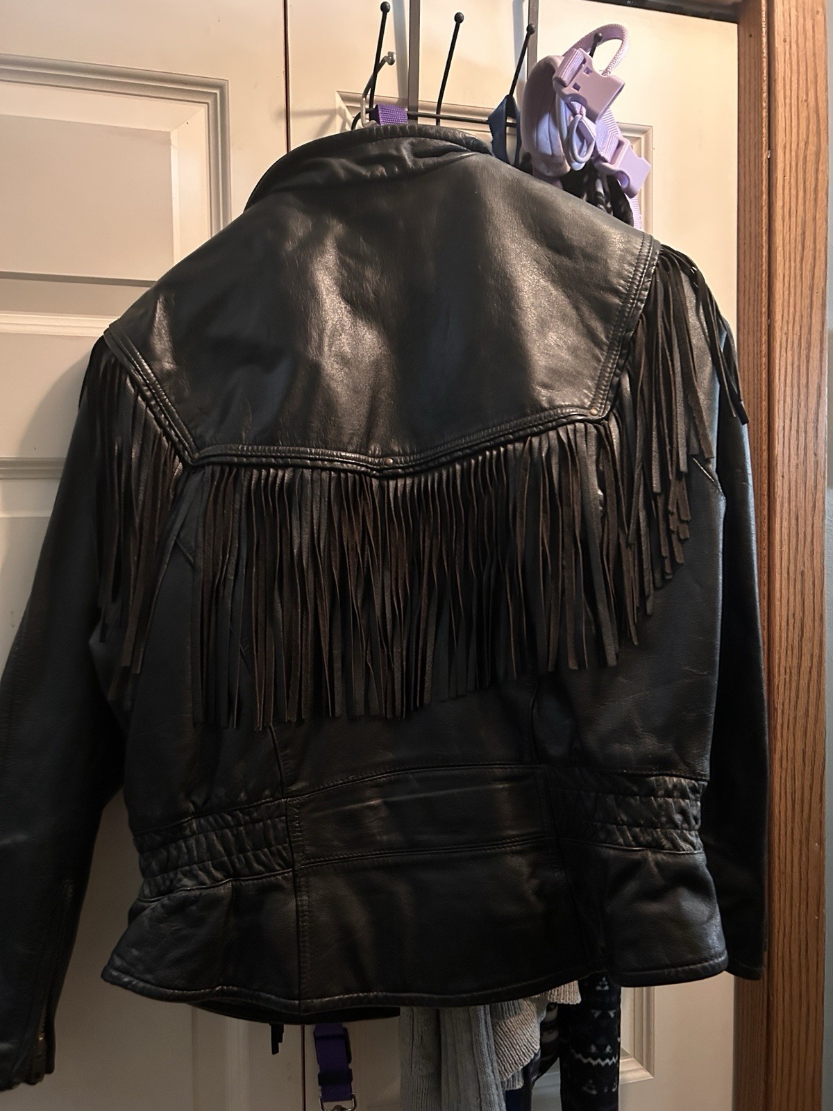 Wilsons Womans Black Leather Fringe Jacket L Full Zip Point Collar -Vintage