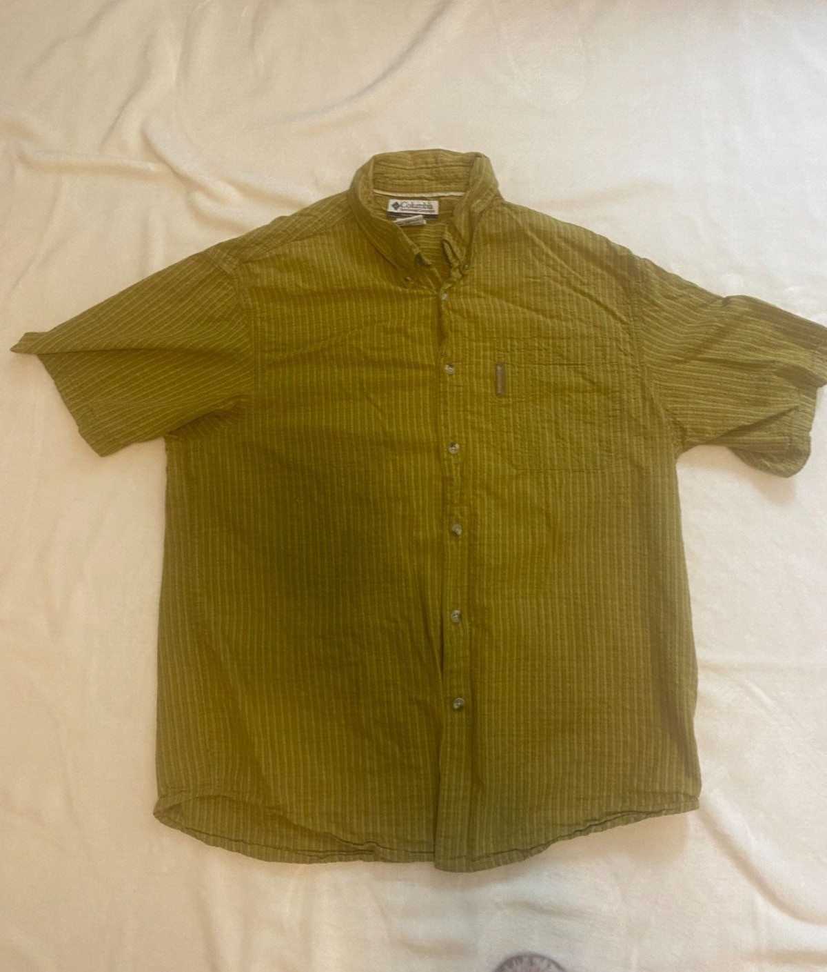 Columbia Sportswear Men’s L Mustard/Multi Color Check Button Down Seersucker