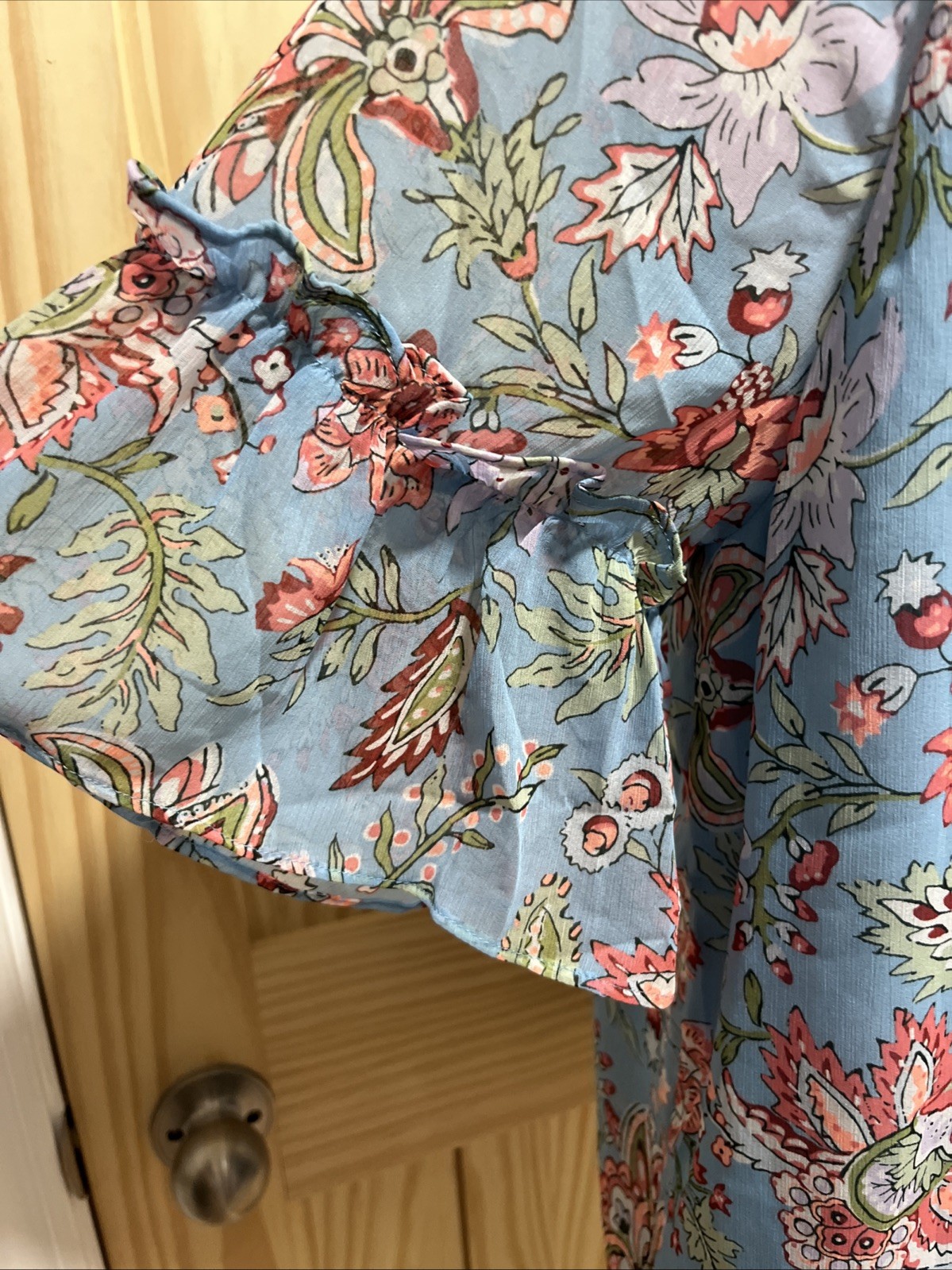LOFT Blouse Top Women’s Size L Blue Floral Bell Sleeves Ties In Front Lined
