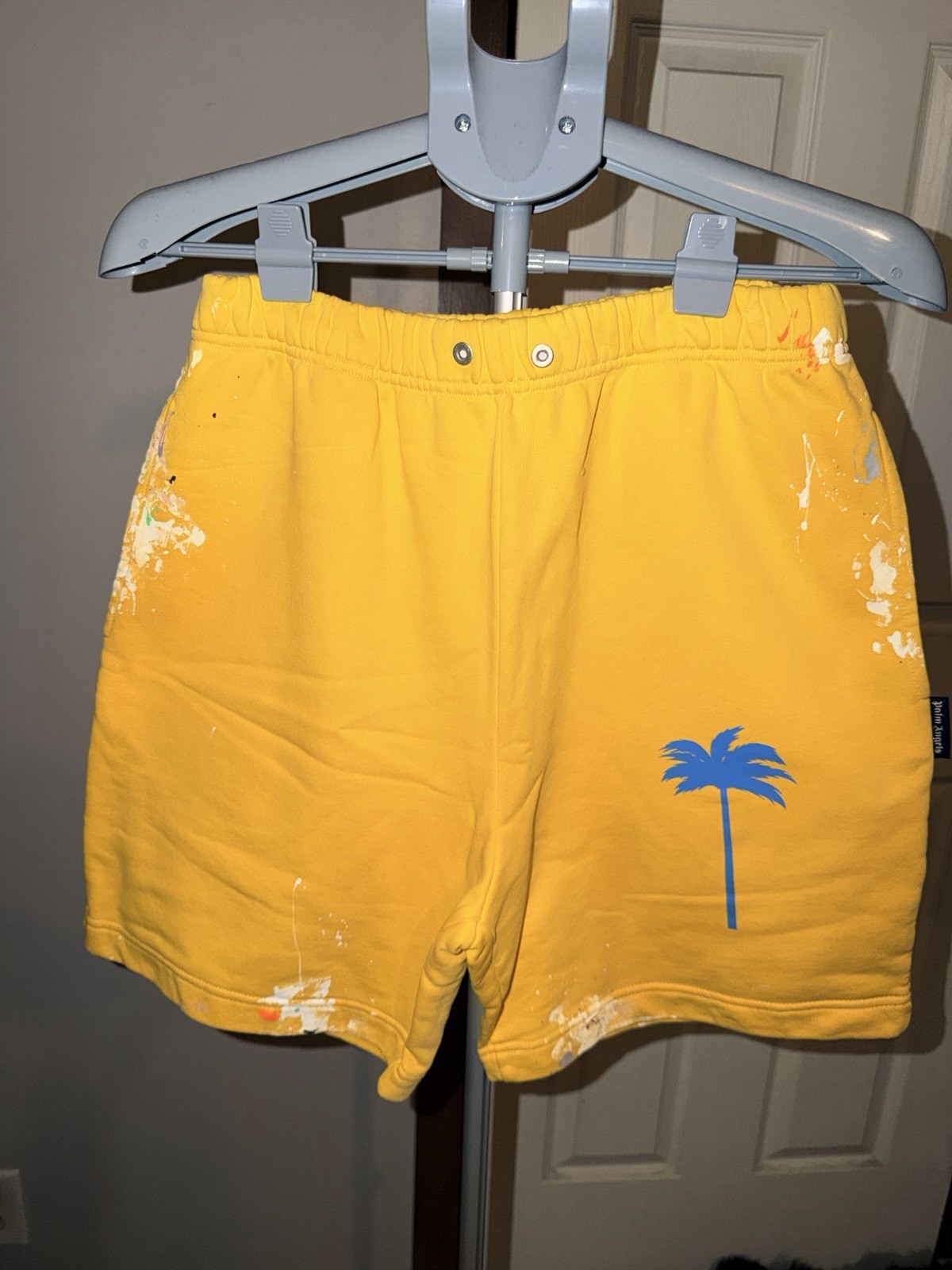 Palm Angels Men’s Yellow Cotton Fleece Sweat Shorts Palm Tree Graphic 7″ Inseam