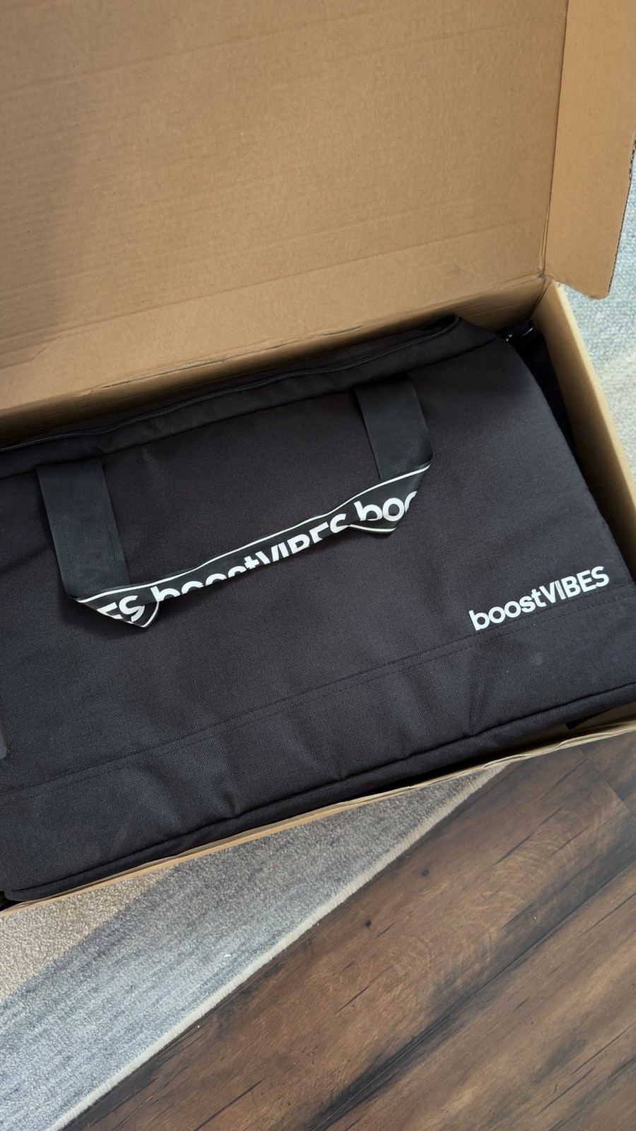 boostVIBES Private Label Large Black Duffel Bag, Zip Closure, Adjustable Strap