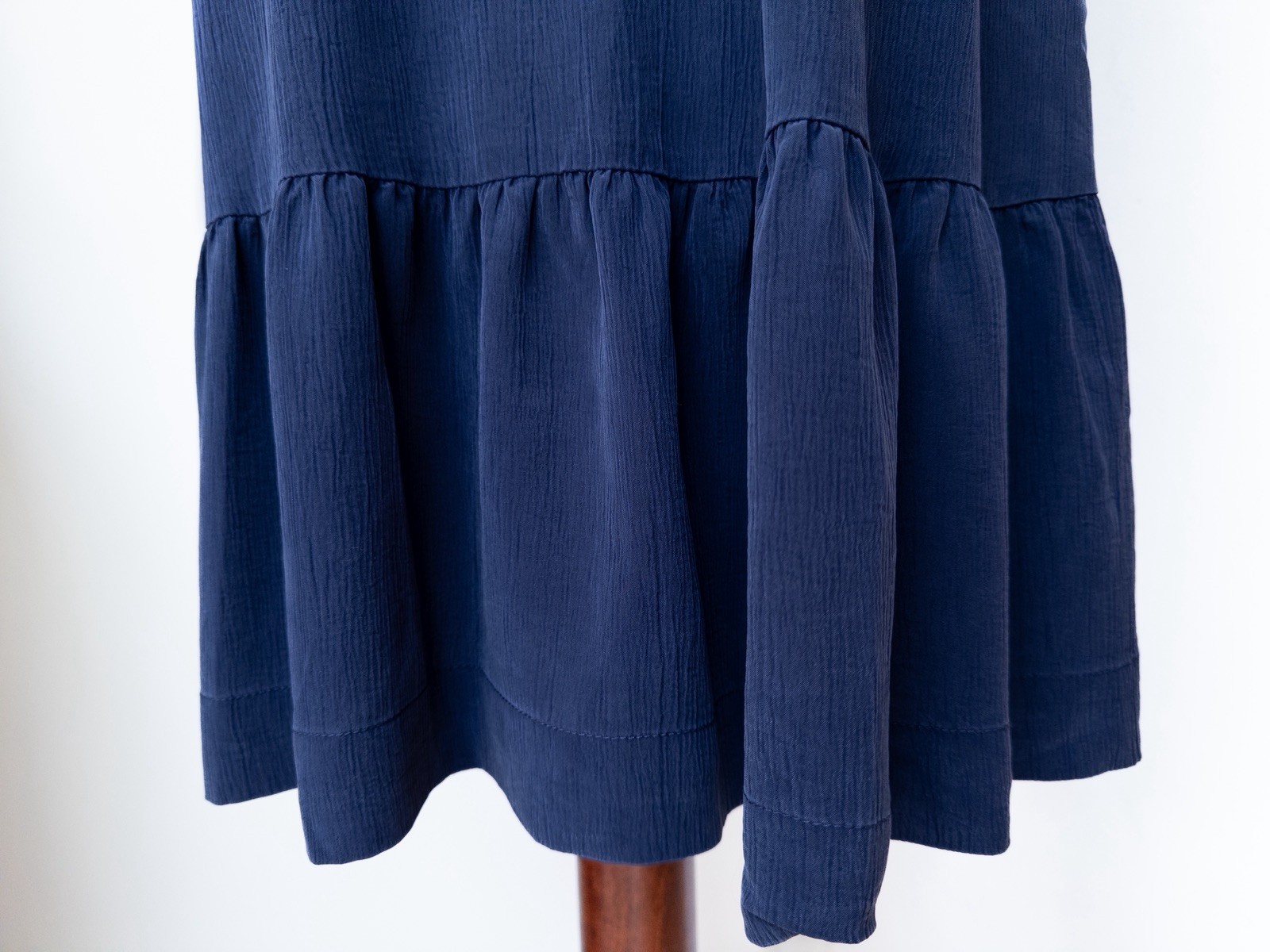 Oliver Bonas Modal Navy floaty Smock Midi Dress UK 10 Ruffle Hem 3/4 Sleeve