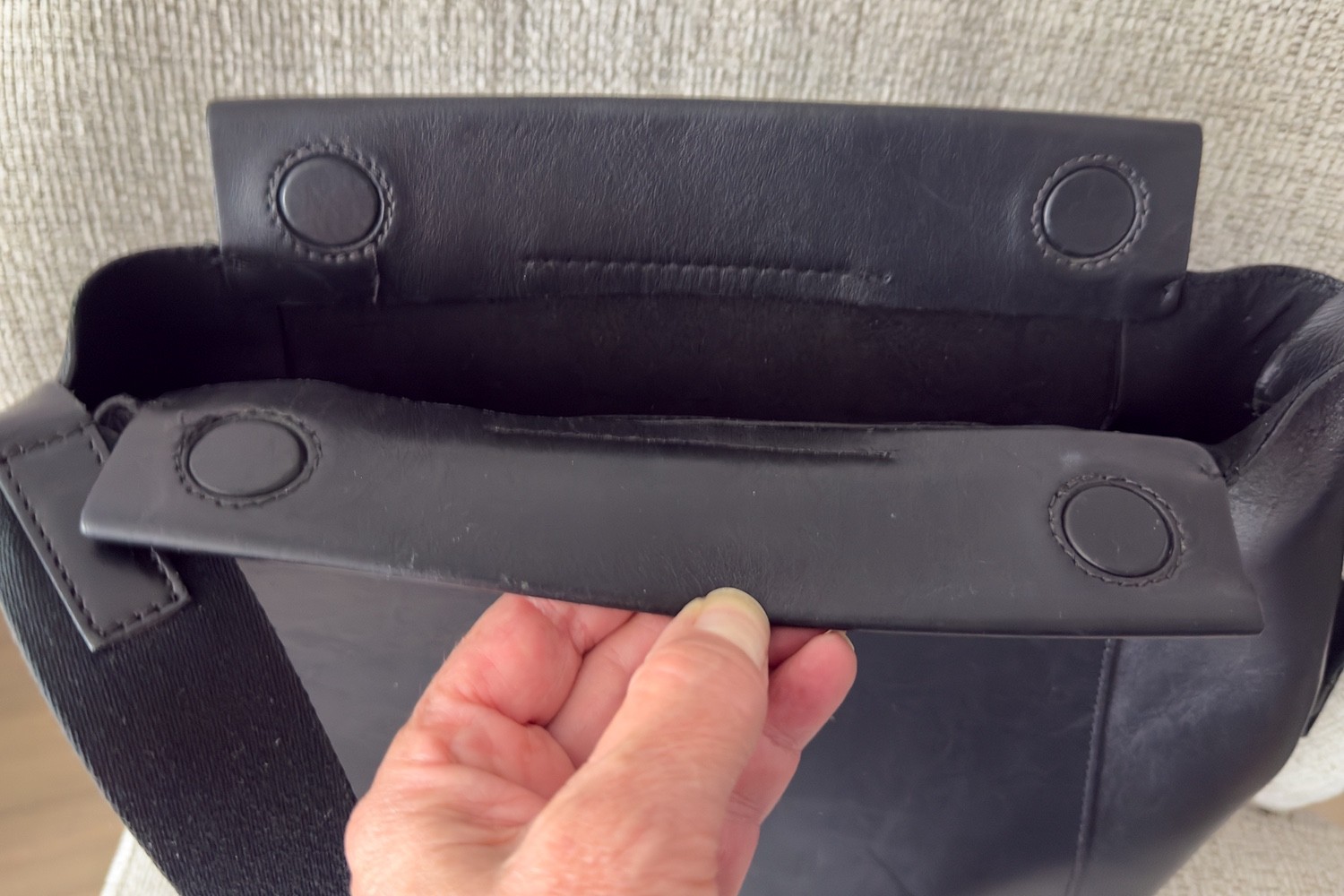 Everlane The Form Bag Black Leather Purse Made In Italy
