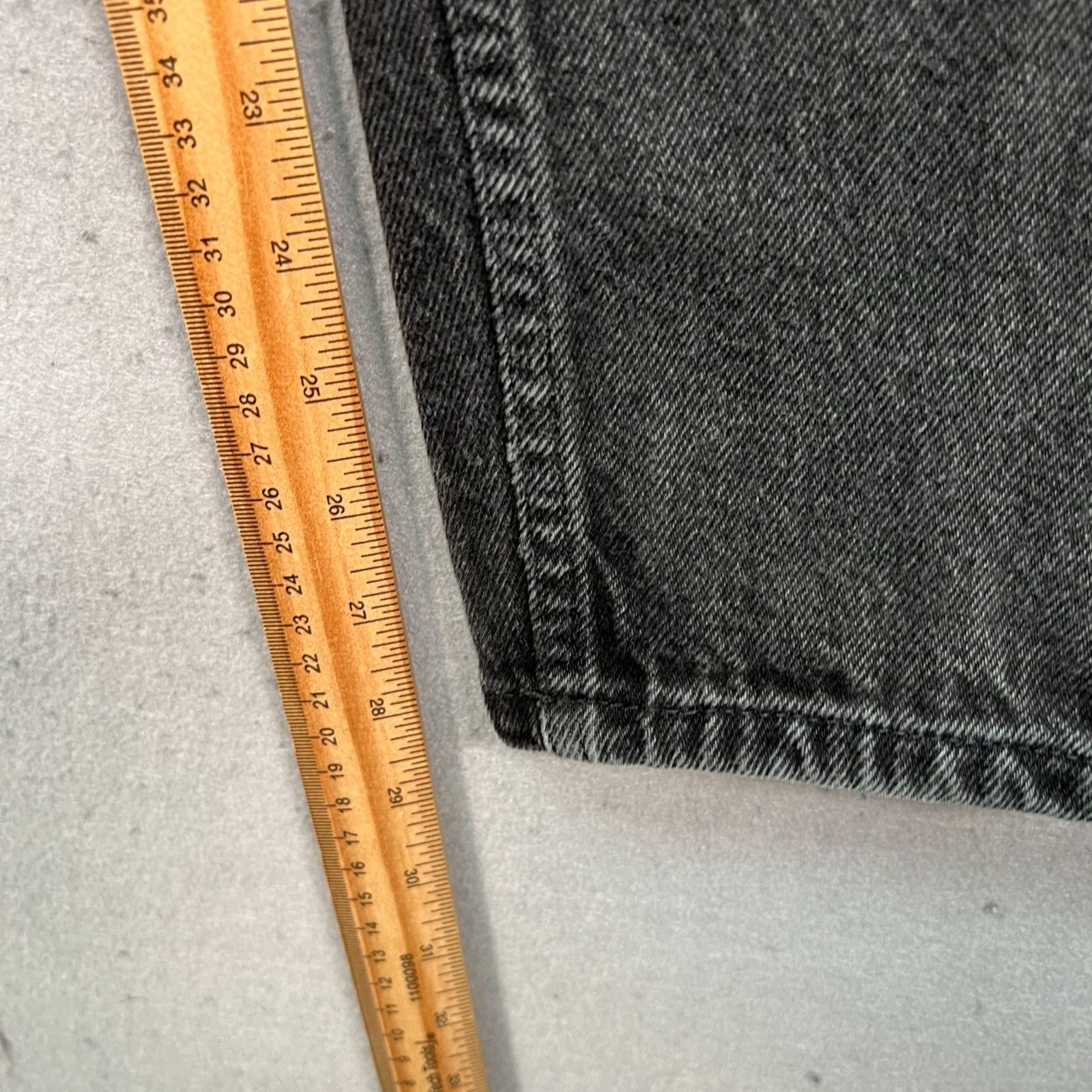 VTG Guess Womens Size 30 (24 in Waist) High-Waisted Tapered Black Denim Pants