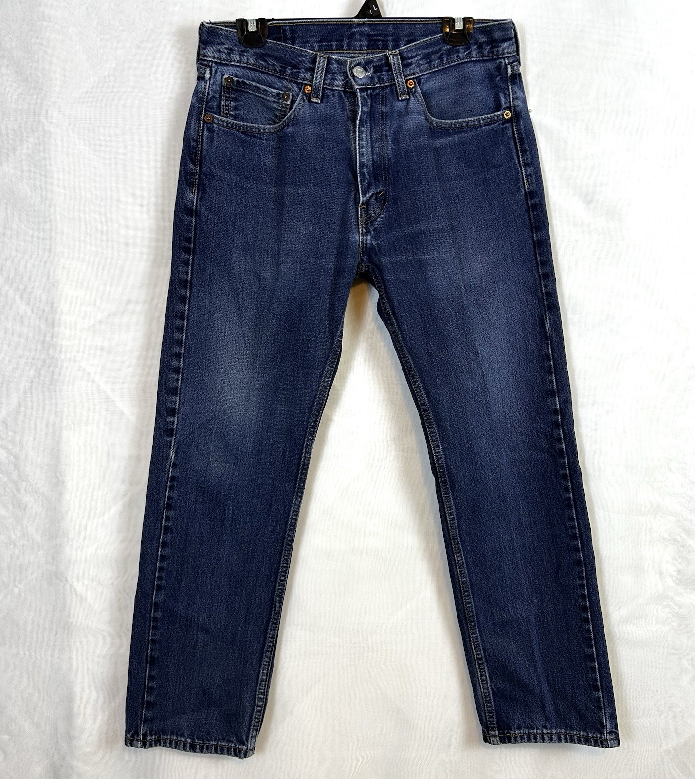 Levi’s Men’s 505 Straight Leg Blue Jeans 31×30 (actual 31 waist X 27 length)