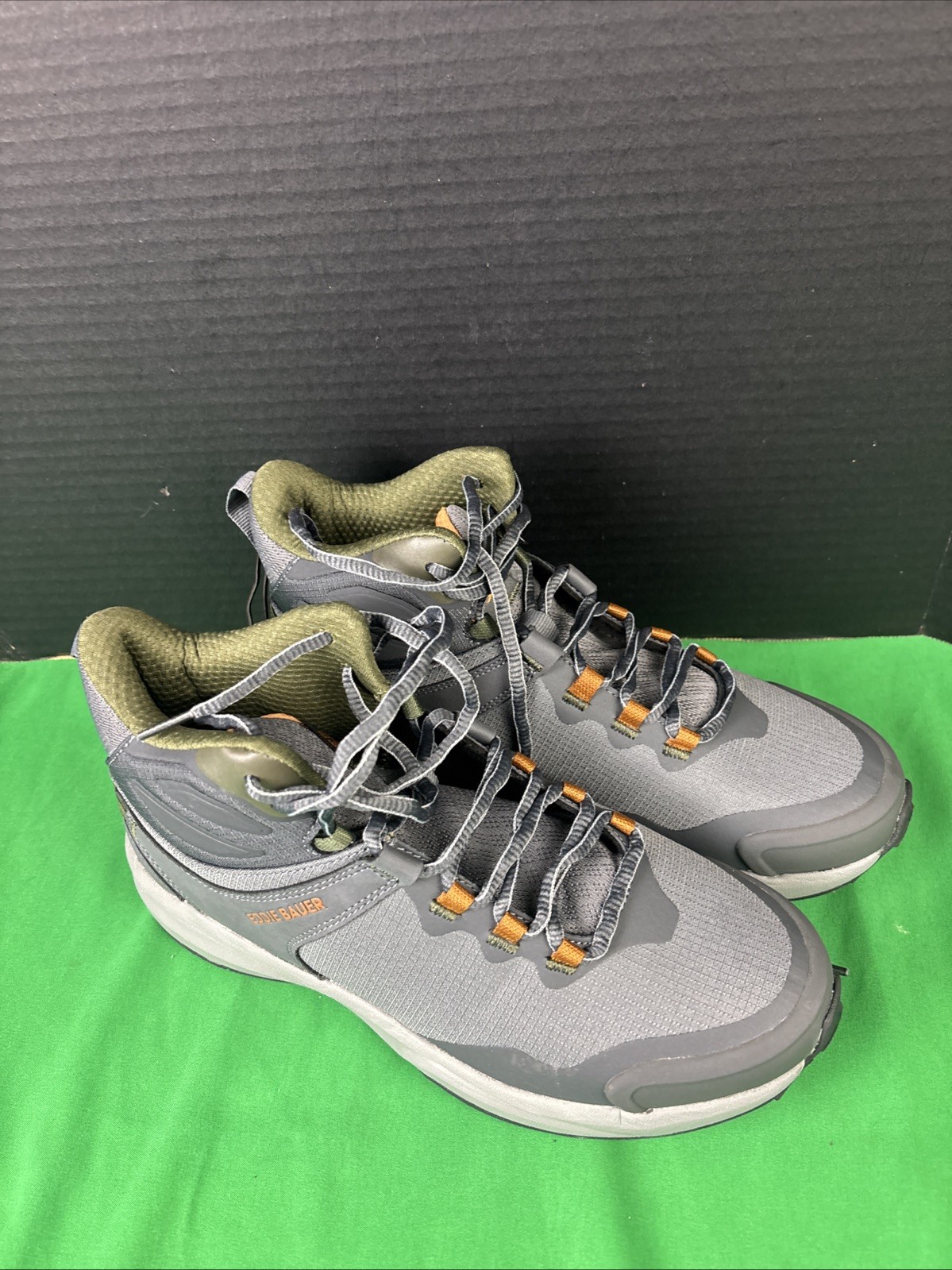 Eddie Bauer Men’s Outdoor Sneaker Boot Size 10.5 Grey