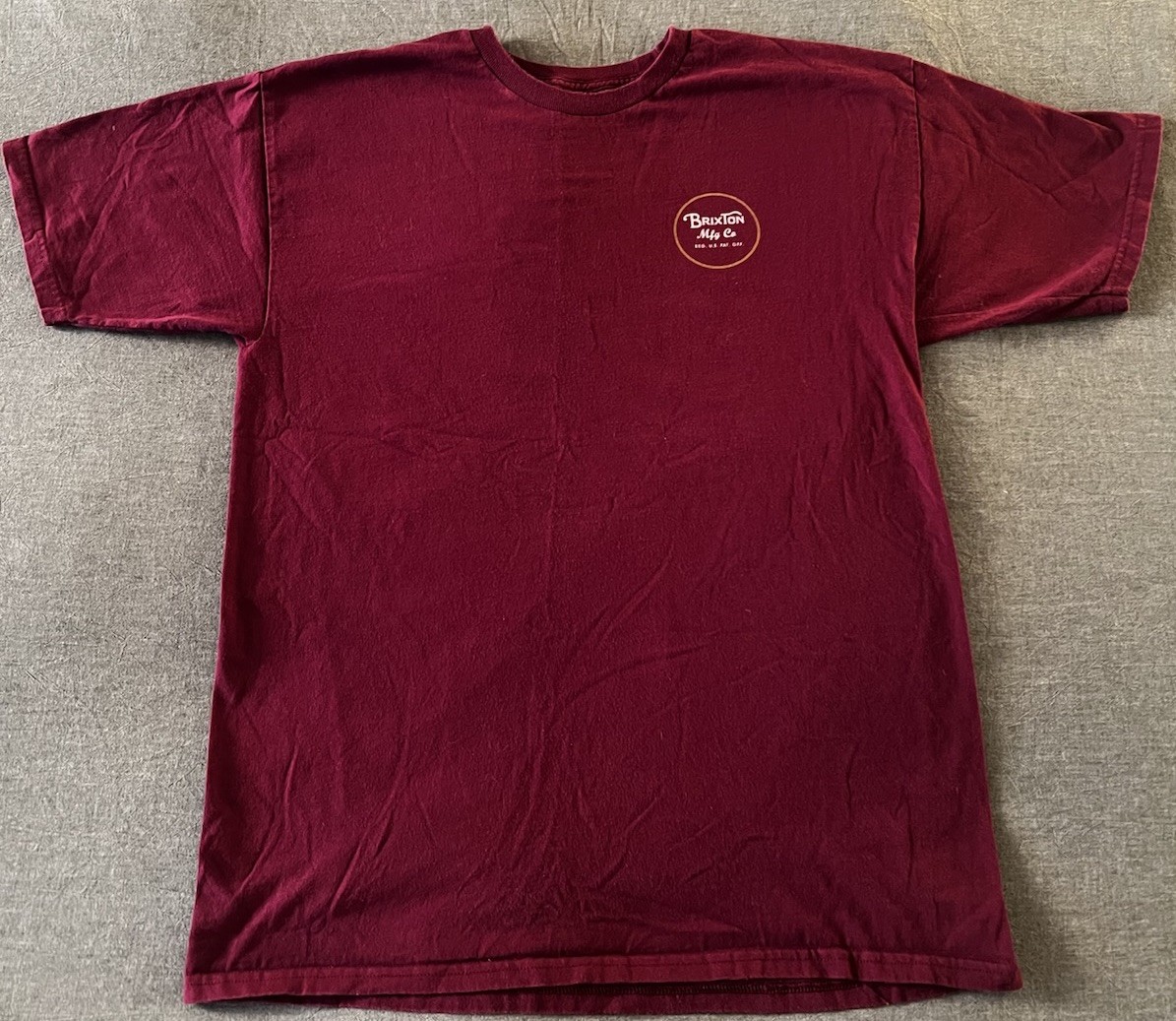 Brixton Men’s Burgundy Graphic Logo Crew Neck Short Sleeve T-Shirt L