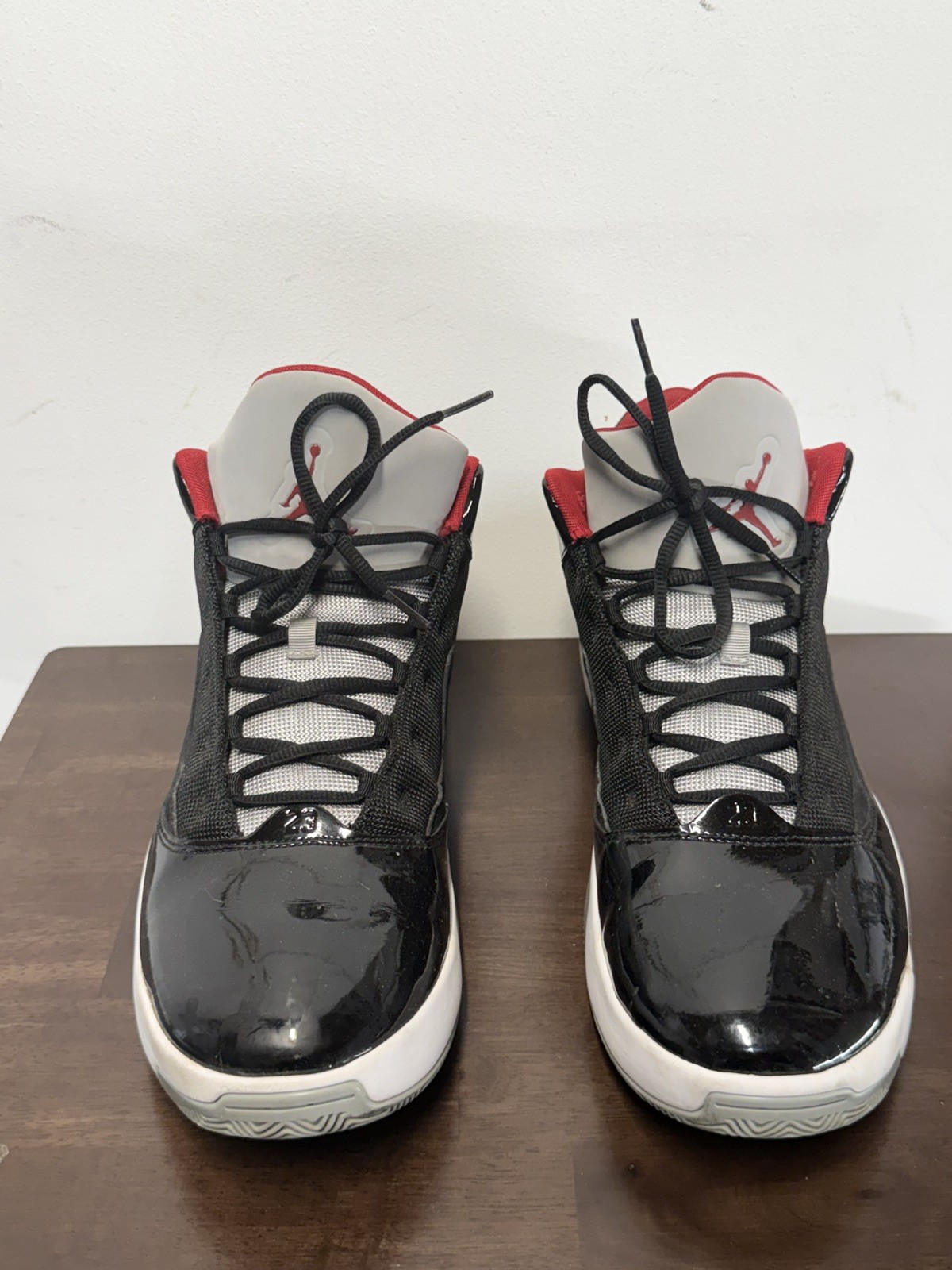 Nike Jordan Max Aura 2 Shoes Mens Size 14 Black White Red Basketball CK6636-006