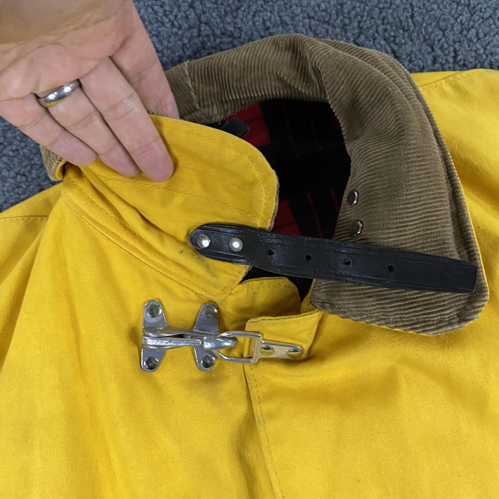 The Globe MFG Fireman Jacket Mens 44 Plaid Lined Lobster Clasp True Vintage USA