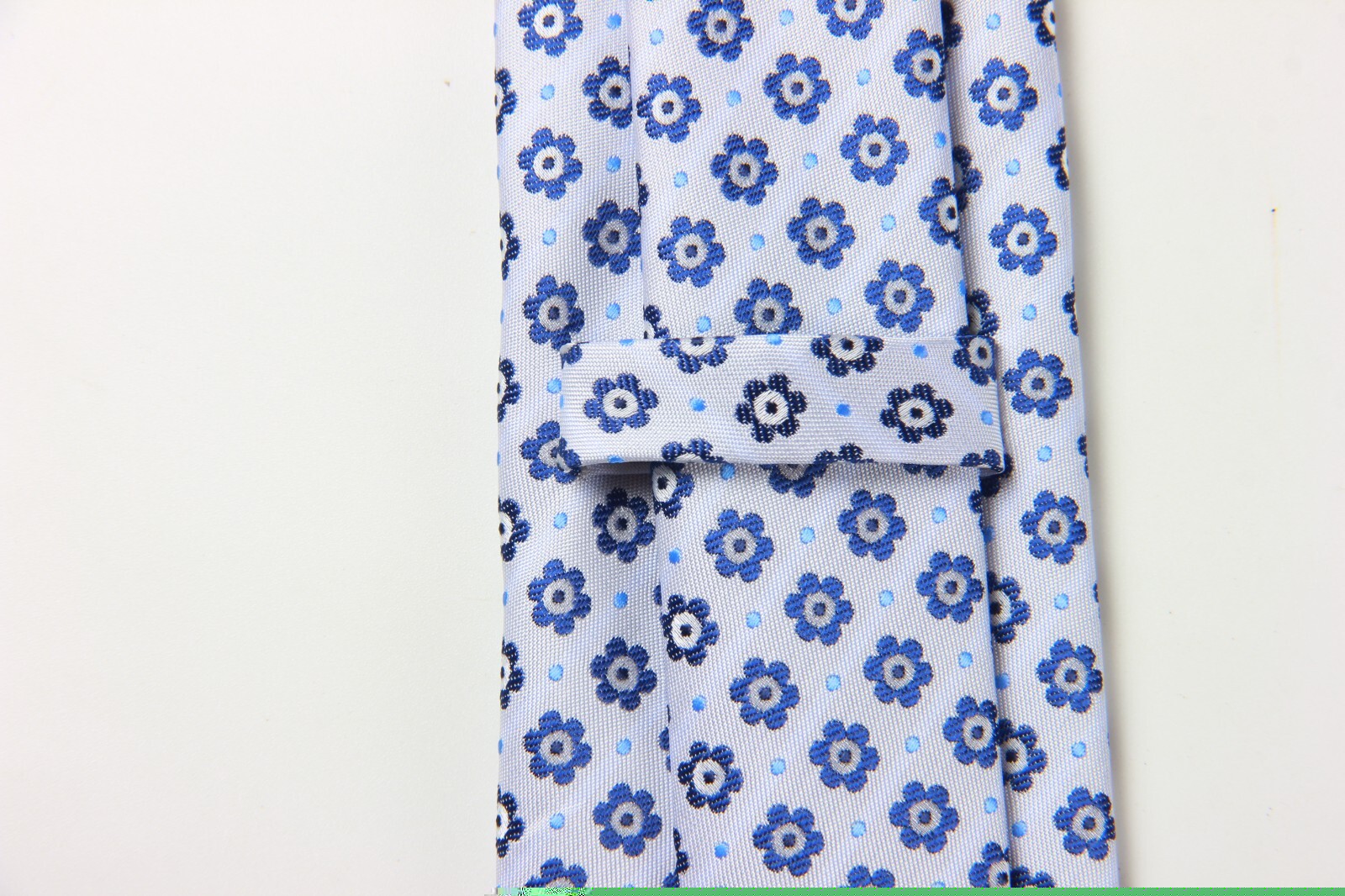 New Classic Polka Dot Blue White JACQUARD WOVEN 100% Silk Men’s Necktie Tie