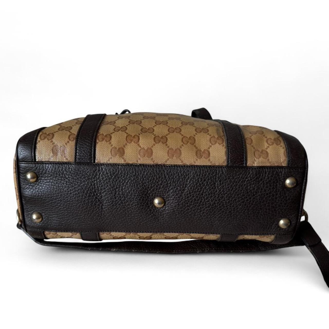 Authentic Gucci Vintage GG Canvas Shoulder Crossbody Saddle Bag Tan Leather