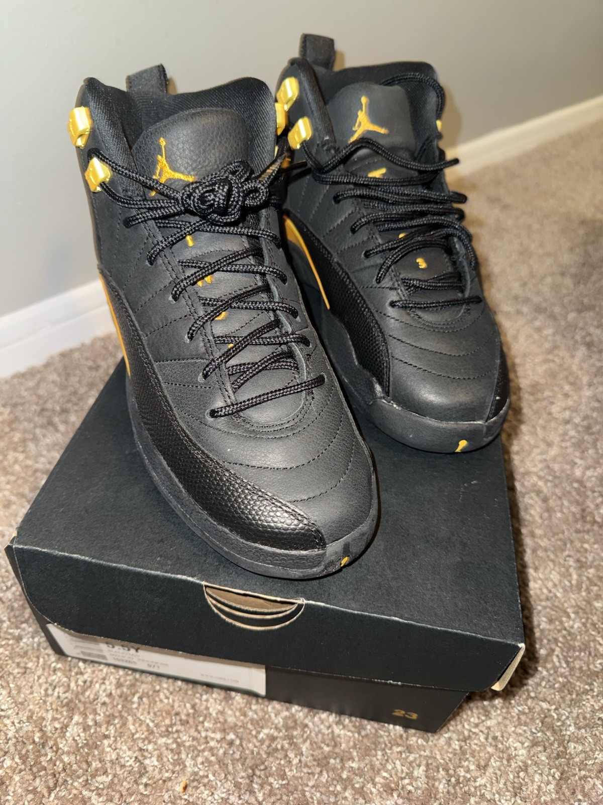 Jordan 12 Retro GS Black/Yellow Leather Mid Top 5.5Y. BRAND NEW NEVER USED!!!