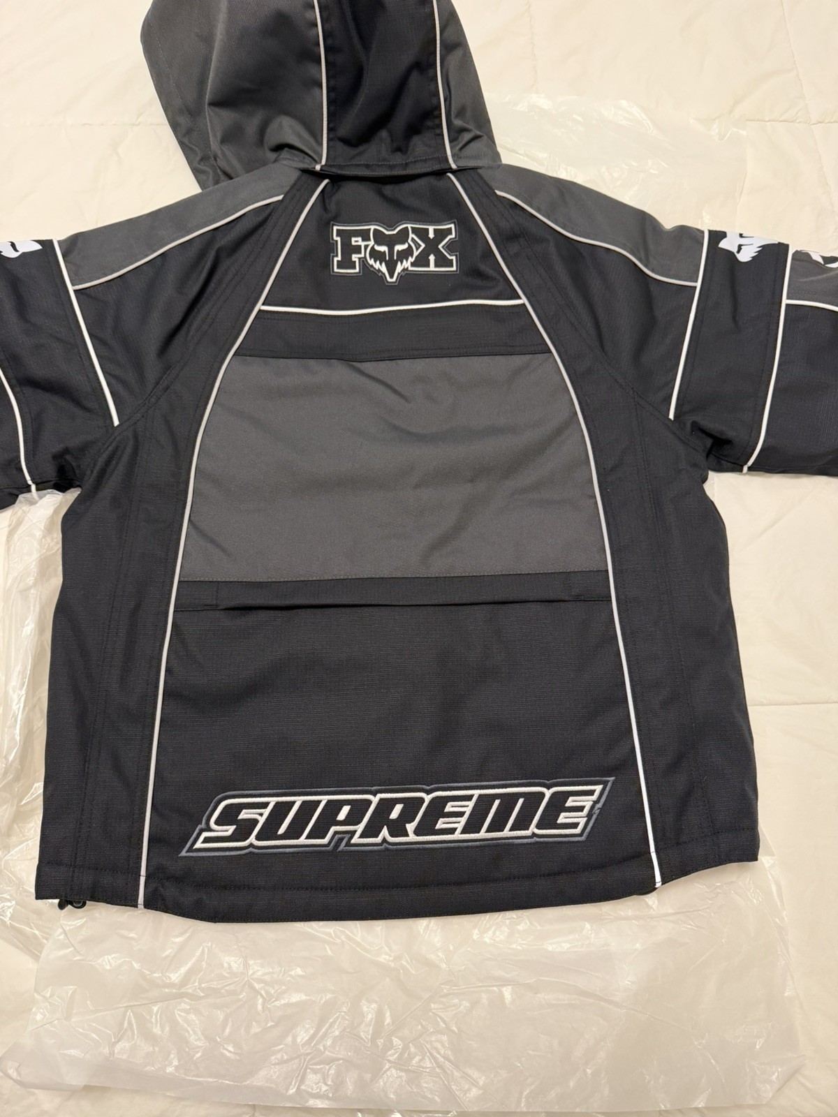 Supreme Fox Racing Zip Up Hooded Jacket 2023 Black – S (New with tag)