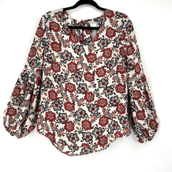 Rose + Olive floral blouse peasant balloon sleeve top size medium White & Red