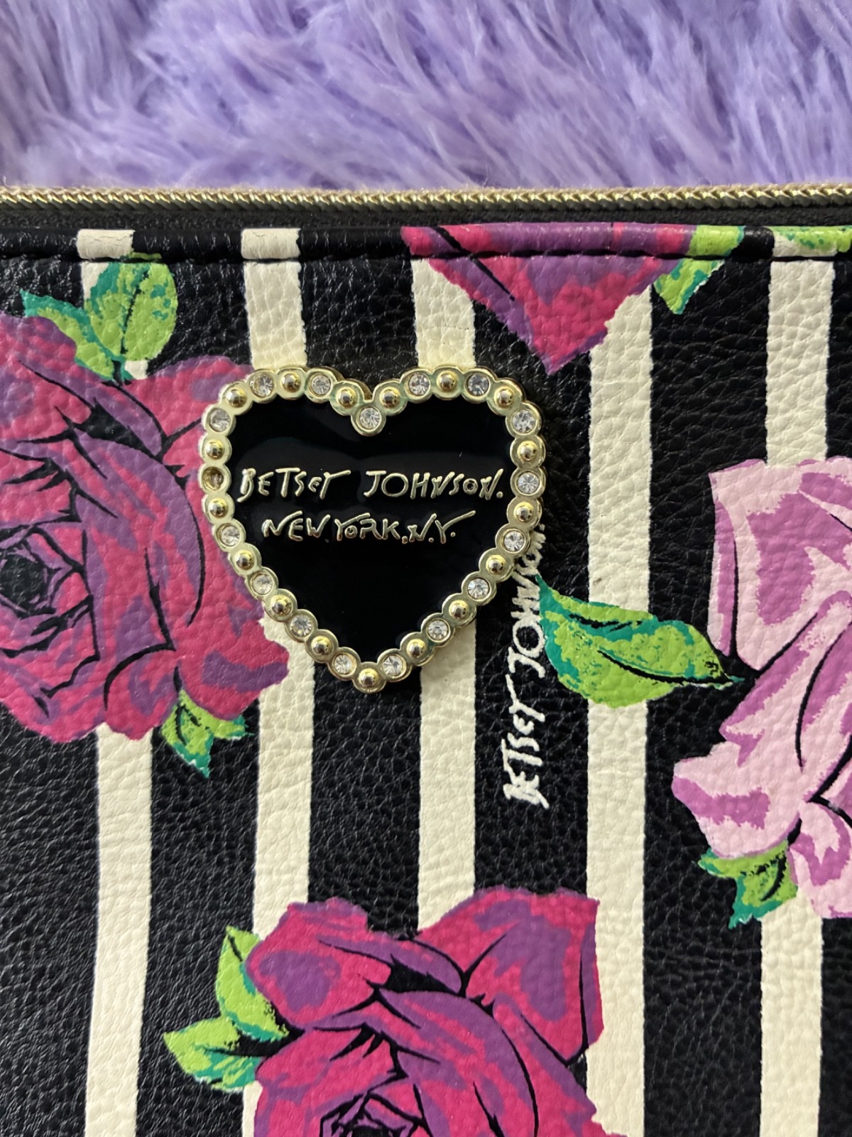 Betsey Johnson Rockin Roses Crossbody Shoulder Bag Floral Stripe Rose Charm