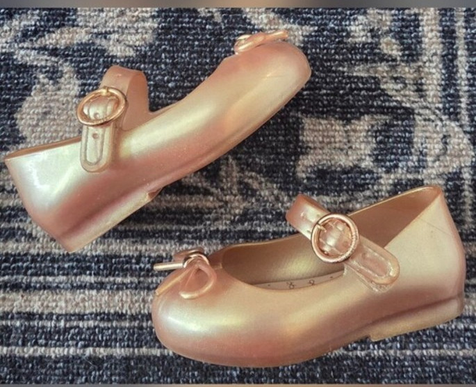 Mini Melissa Rose Gold Metallic Jelly Mary Jane, size Toddler 6