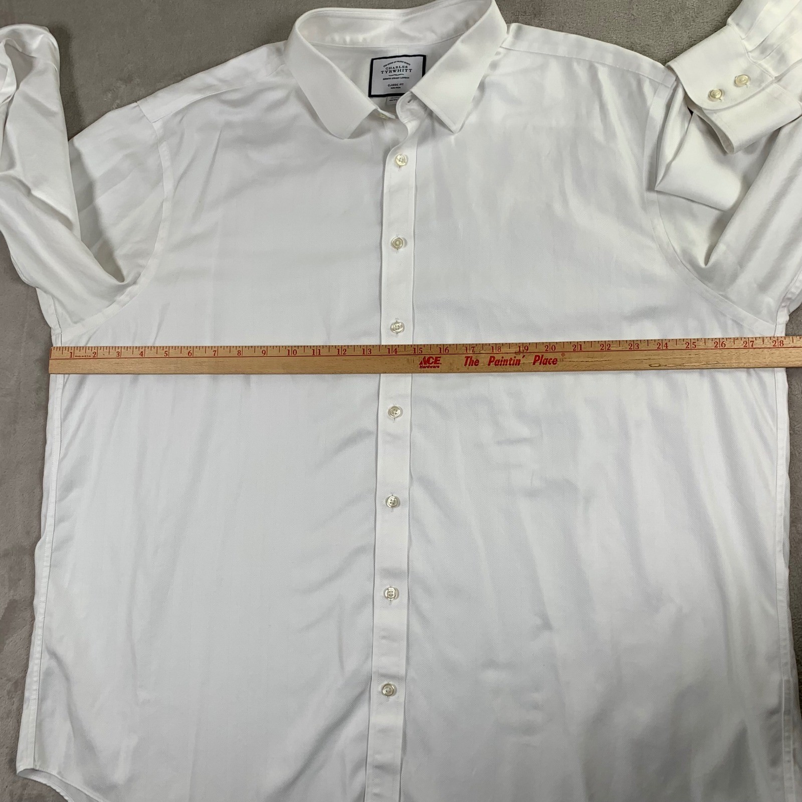 Charles Tyrwhitt Dress Shirt Mens 19/37 White Herringbone Classic Fit Non-Iron